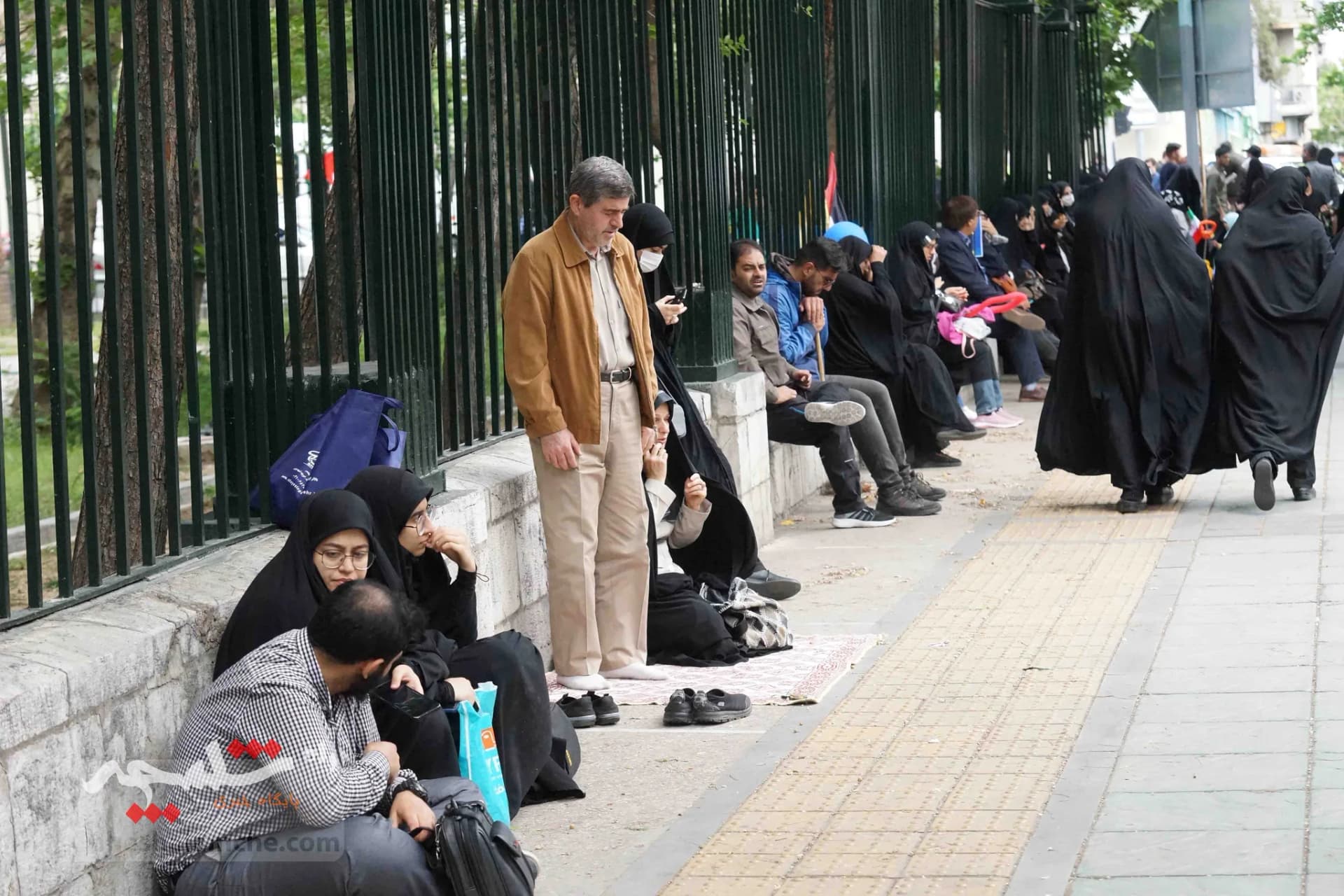 گزارش تصویری حاشیههای نمازجمعه امروز تهران در روز قدس — تصویر 69