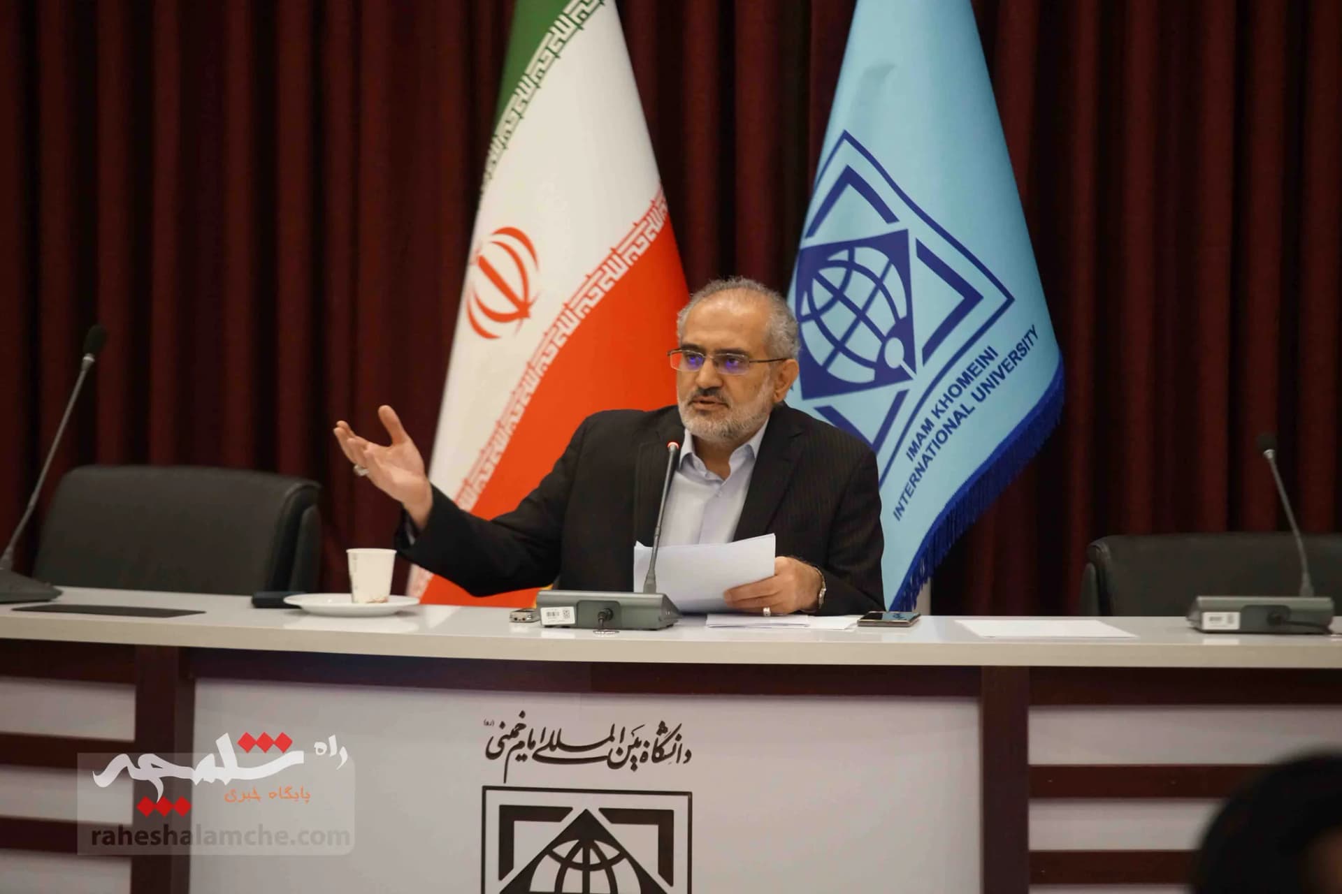برگزاری همایش«مقاومت و جهان آینده» با حضور معاون رئیسجمهور در قزوین +تصاویر — تصویر 54