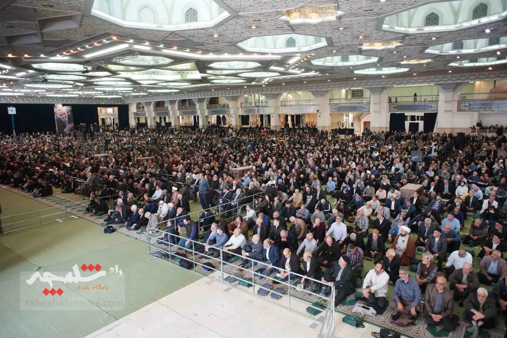 نمازجمعه این هفته تهران به امامت آیتالله خاتمی برگزار شد +تصاویر — تصویر 25