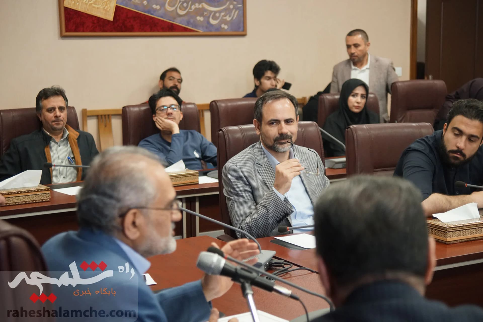 دیدار عیدانه معاون پارلمانی رئیسجمهور با خبرنگاران +تصاویر — تصویر 18