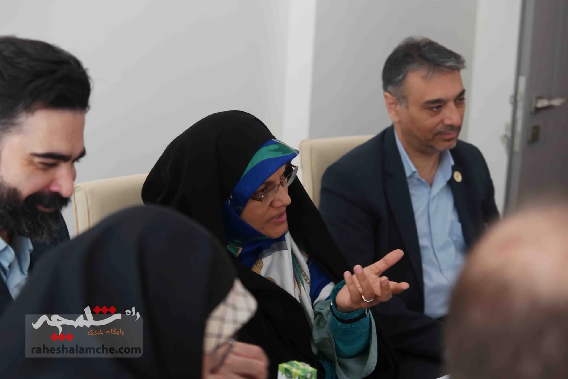 نشست ستاد انتخاباتی زاکانی در امور بینالملل و ایرانیان خارج از کشور +تصاویر — تصویر 32