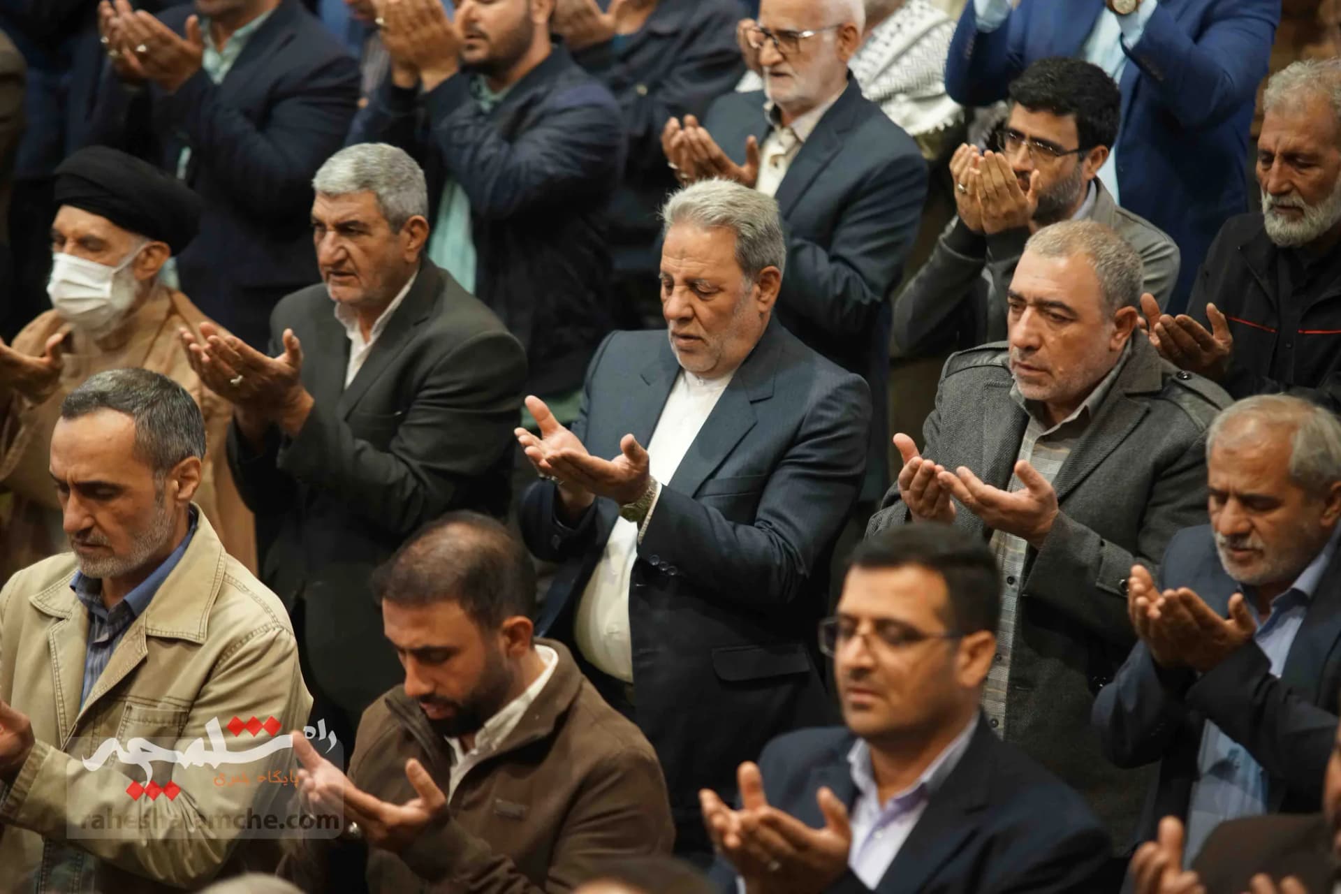 نمازجمعه تهران با حضور «شیخ زکزاکی» +تصاویر — تصویر 42