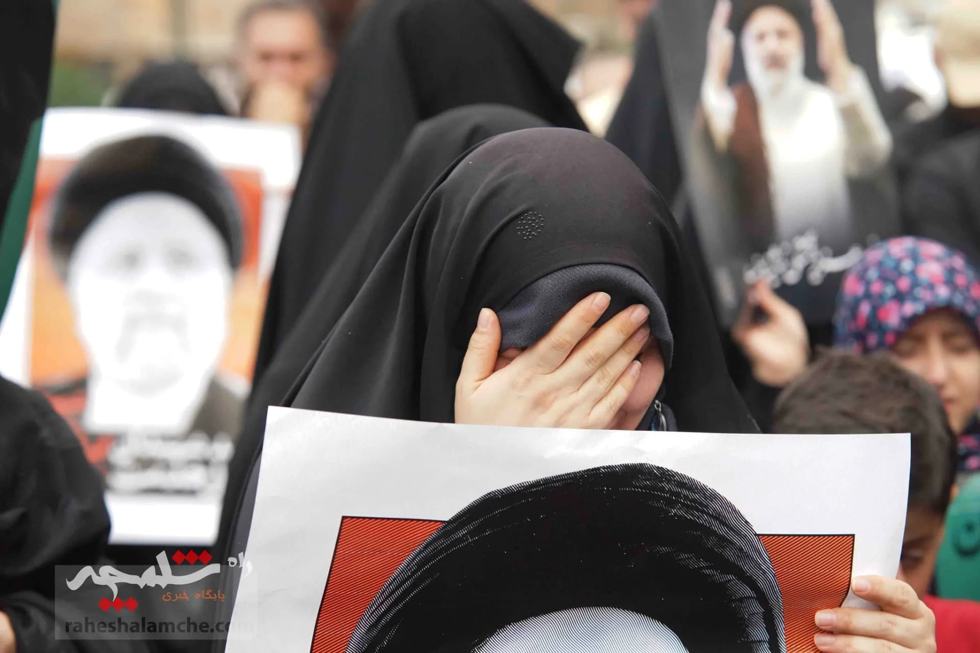 عزاداری مردم تهران در سوگ شهدای خدمت +تصاویر اختصاصی — تصویر 22