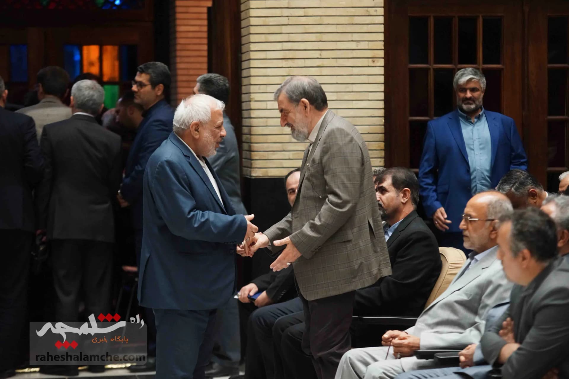 مراسم ختم مادر همسر منوچهر متکی چه خبر بود؟ +تصاویر کامل — تصویر 138