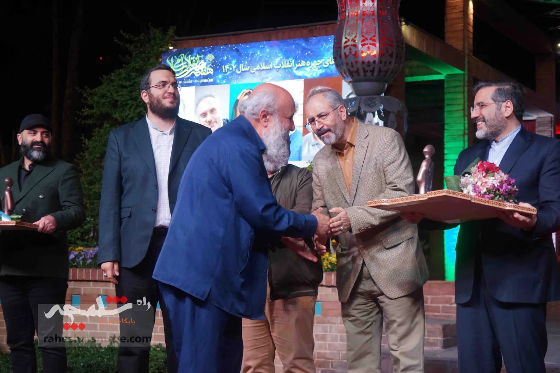 چهره هنر انقلاب سال ۱۴۰۲ انتخاب شد +تصاویر — تصویر 29