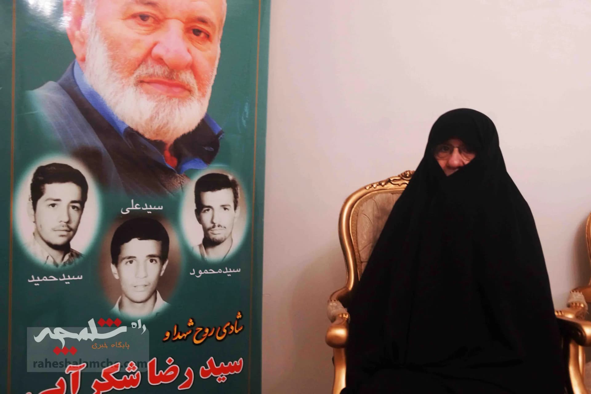حضور سیدمحمد حسینی در منزل سه شهید +تصاویر — تصویر 10