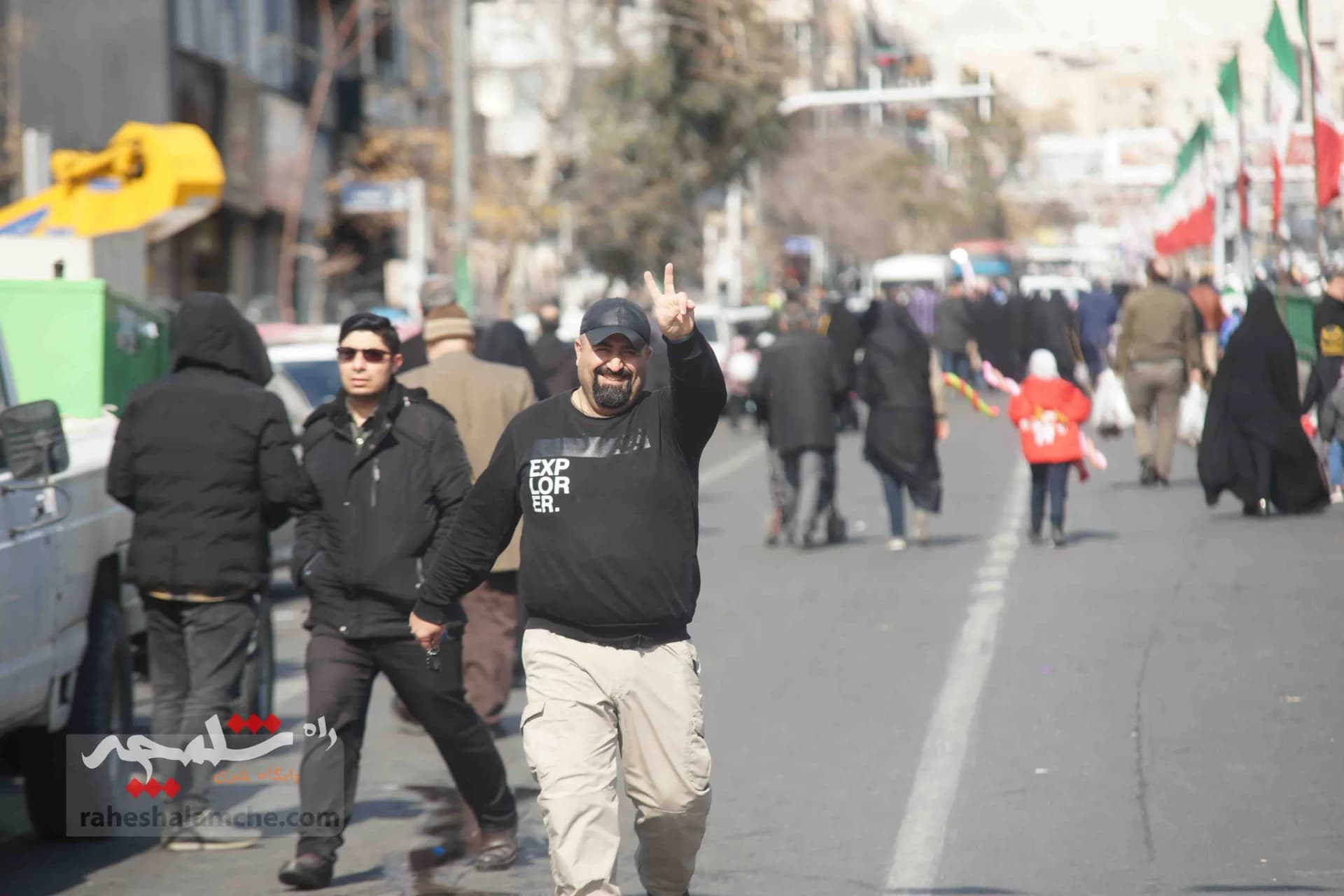 خروش ملت استوار ایران اسلامی در جشن ۴۴سالگی انقلاب اسلامی +تصاویر — تصویر 59