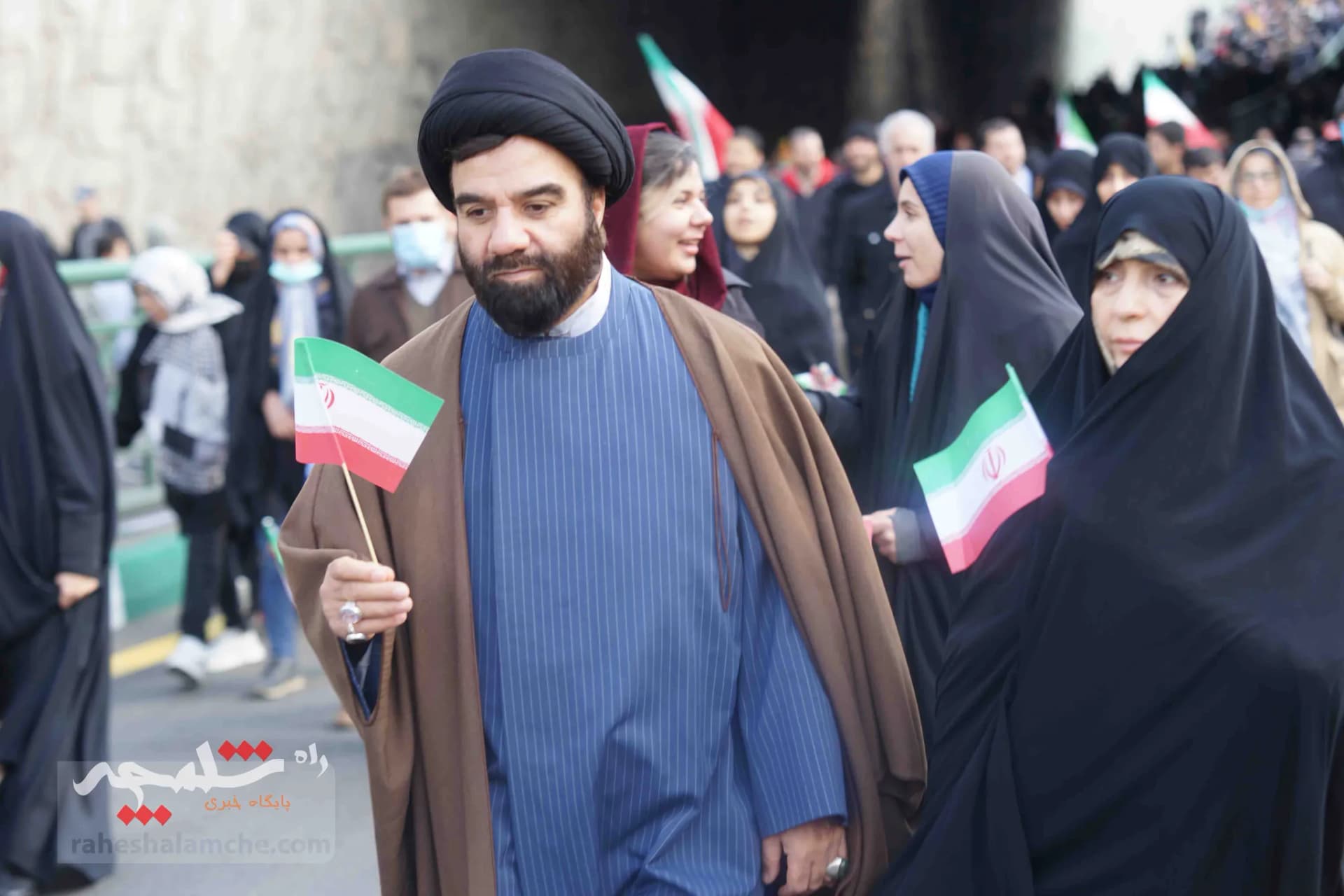 خروش ملت استوار ایران اسلامی در جشن ۴۴سالگی انقلاب اسلامی +تصاویر — تصویر 34