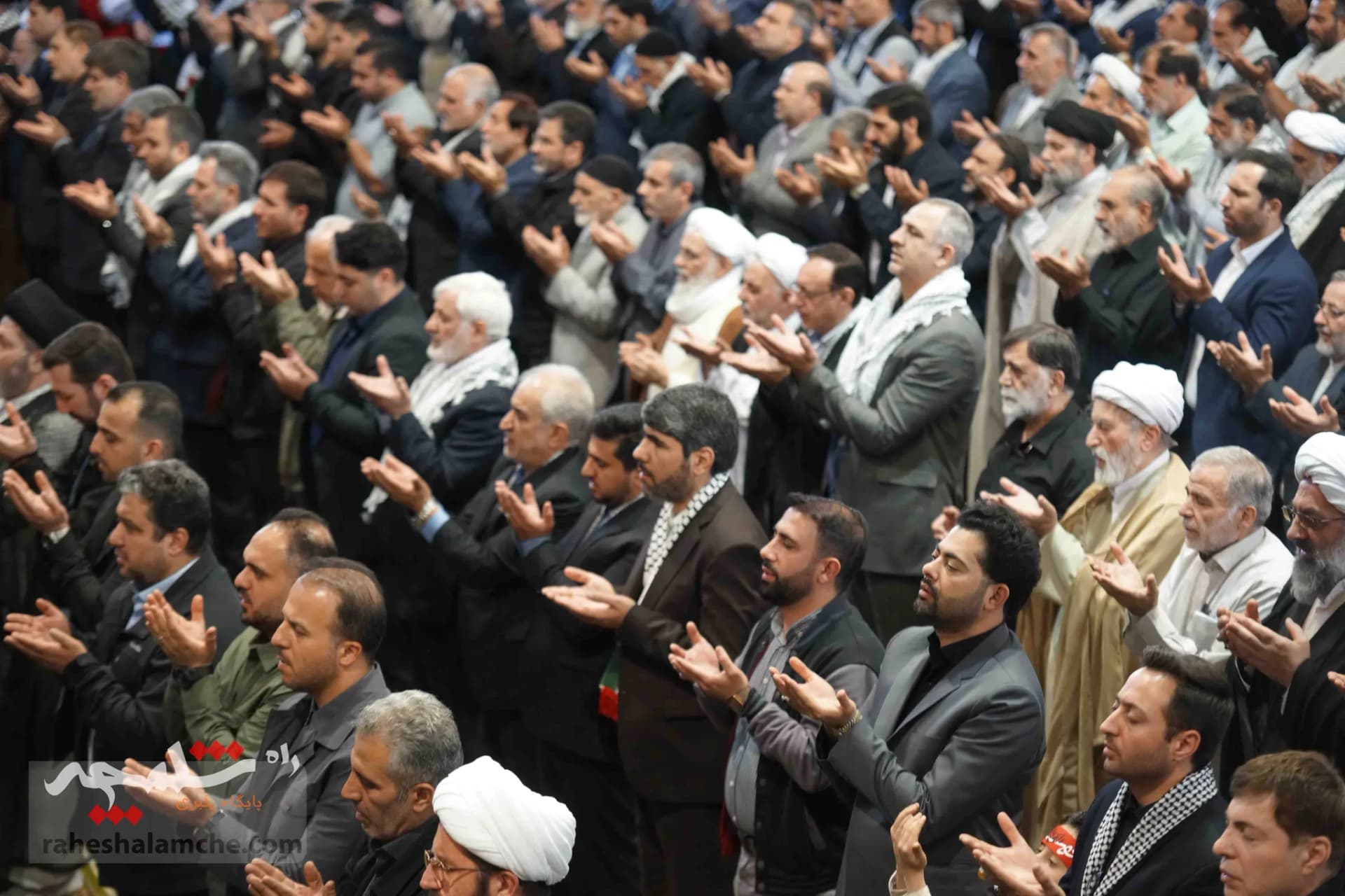 آخرین نمازجمعه ماه مبارک رمضان برگزار شد +تصاویر — تصویر 26