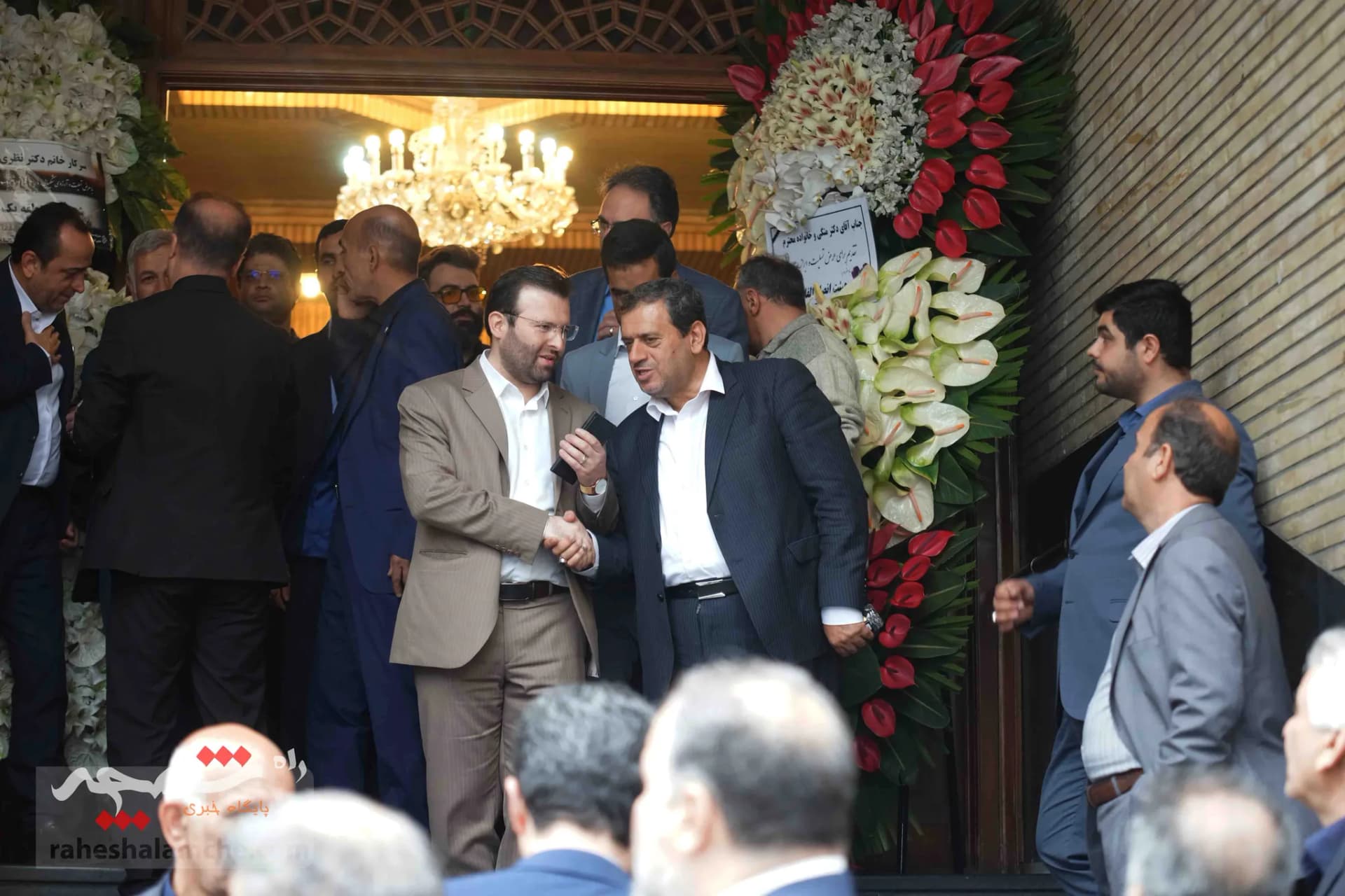 مراسم ختم مادر همسر منوچهر متکی چه خبر بود؟ +تصاویر کامل — تصویر 118