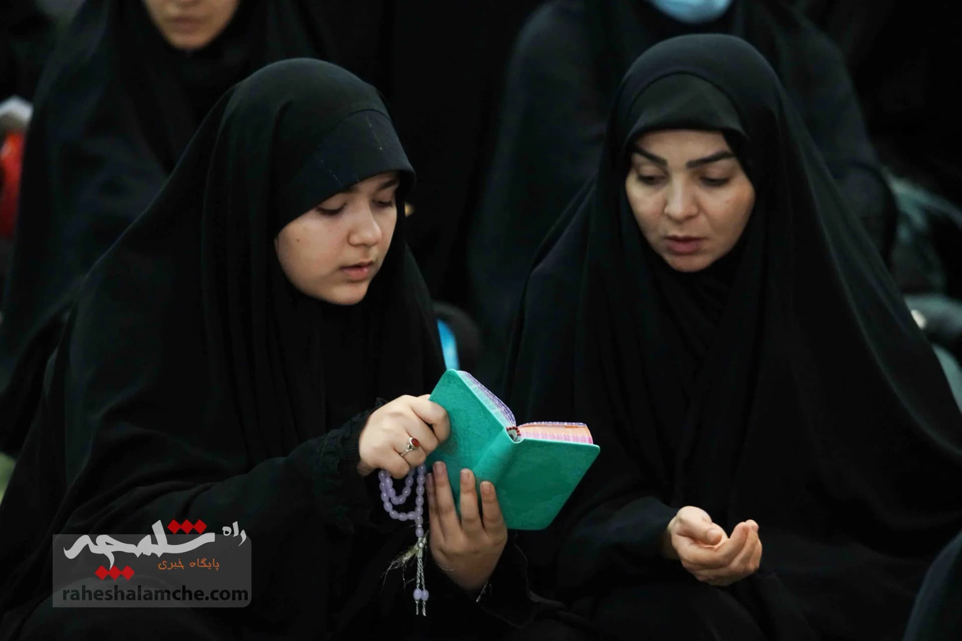 مراسم اولین شب از لیالی قدر برگزار شد — تصویر 43