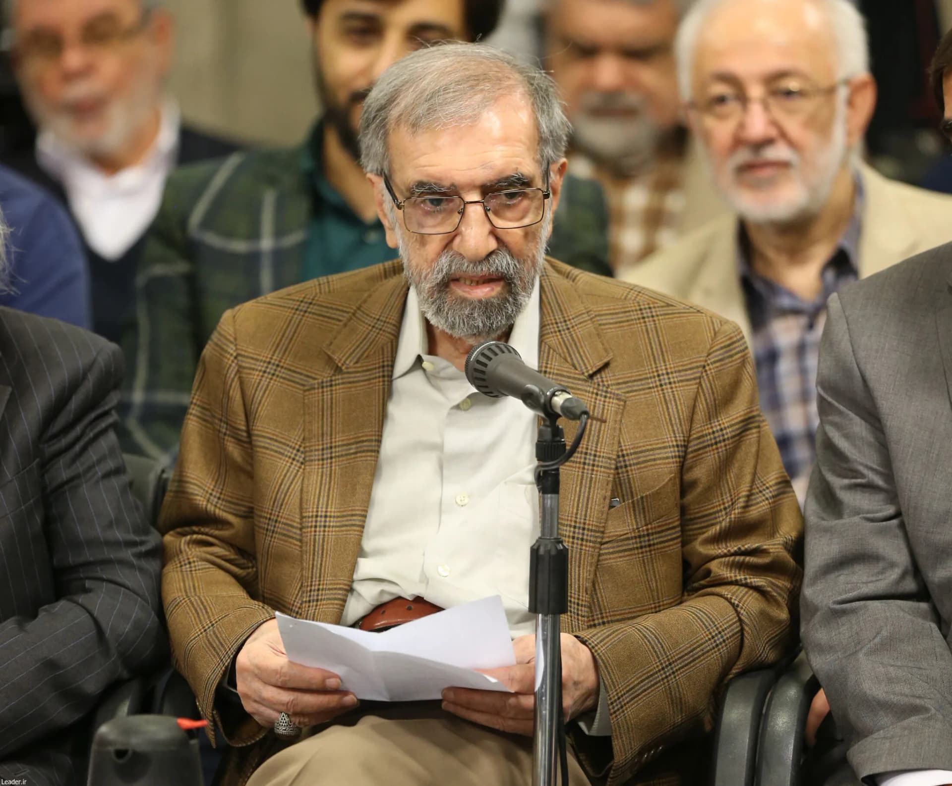 دیدار شاعران با رهبر انقلاب +تصاویر2 — تصویر 62