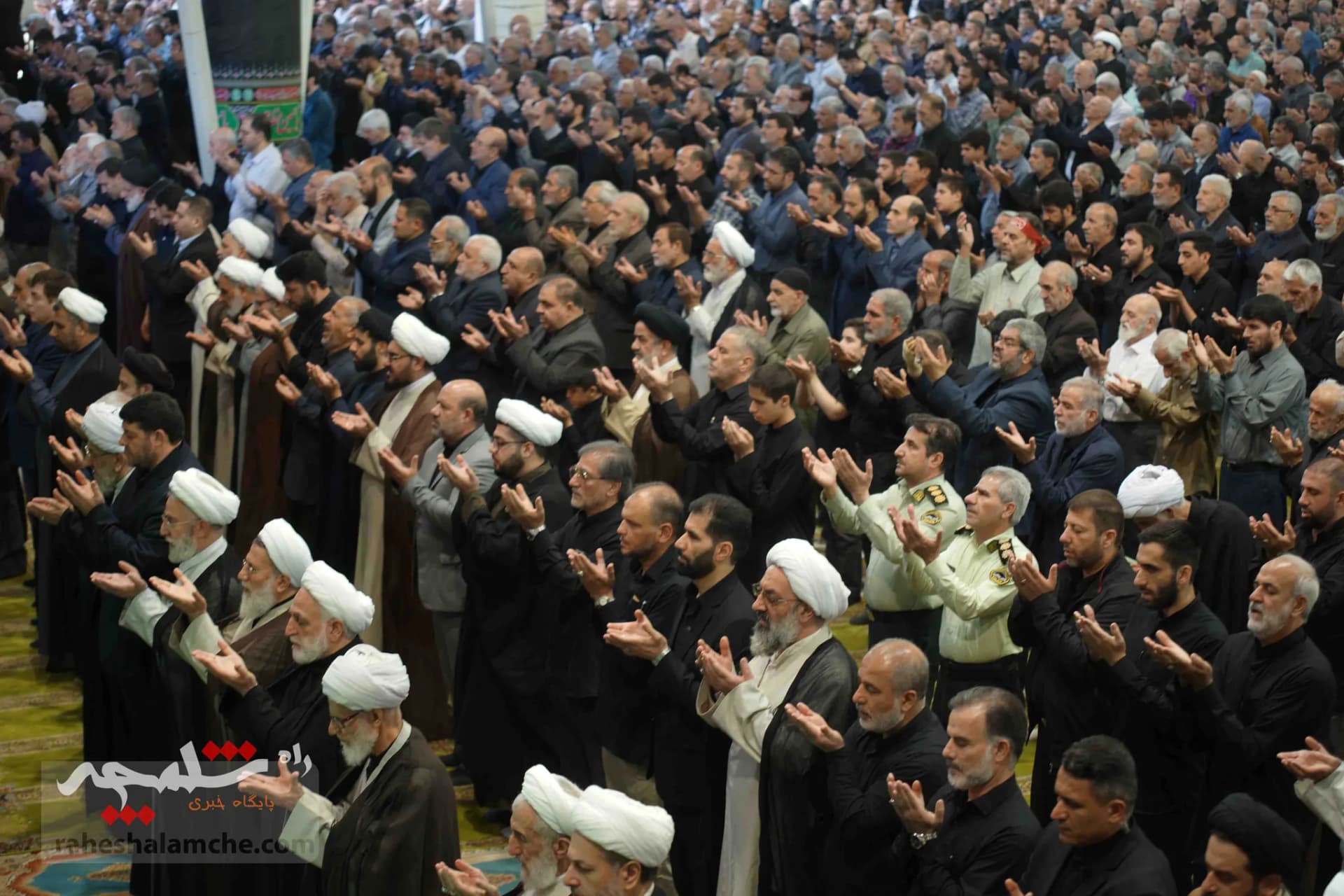 نماز جمعه این هفته تهران برگزار شد +تصاویر — تصویر 50
