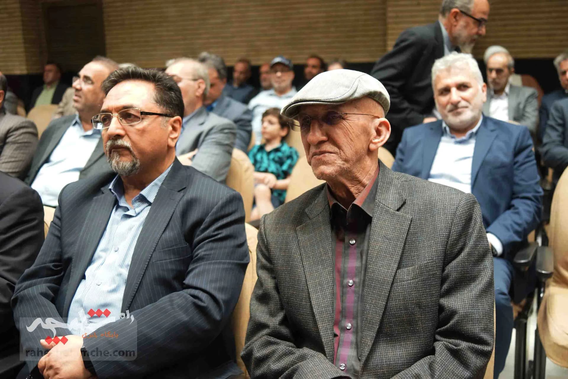 مراسم ختم مادر همسر منوچهر متکی چه خبر بود؟ +تصاویر کامل — تصویر 104