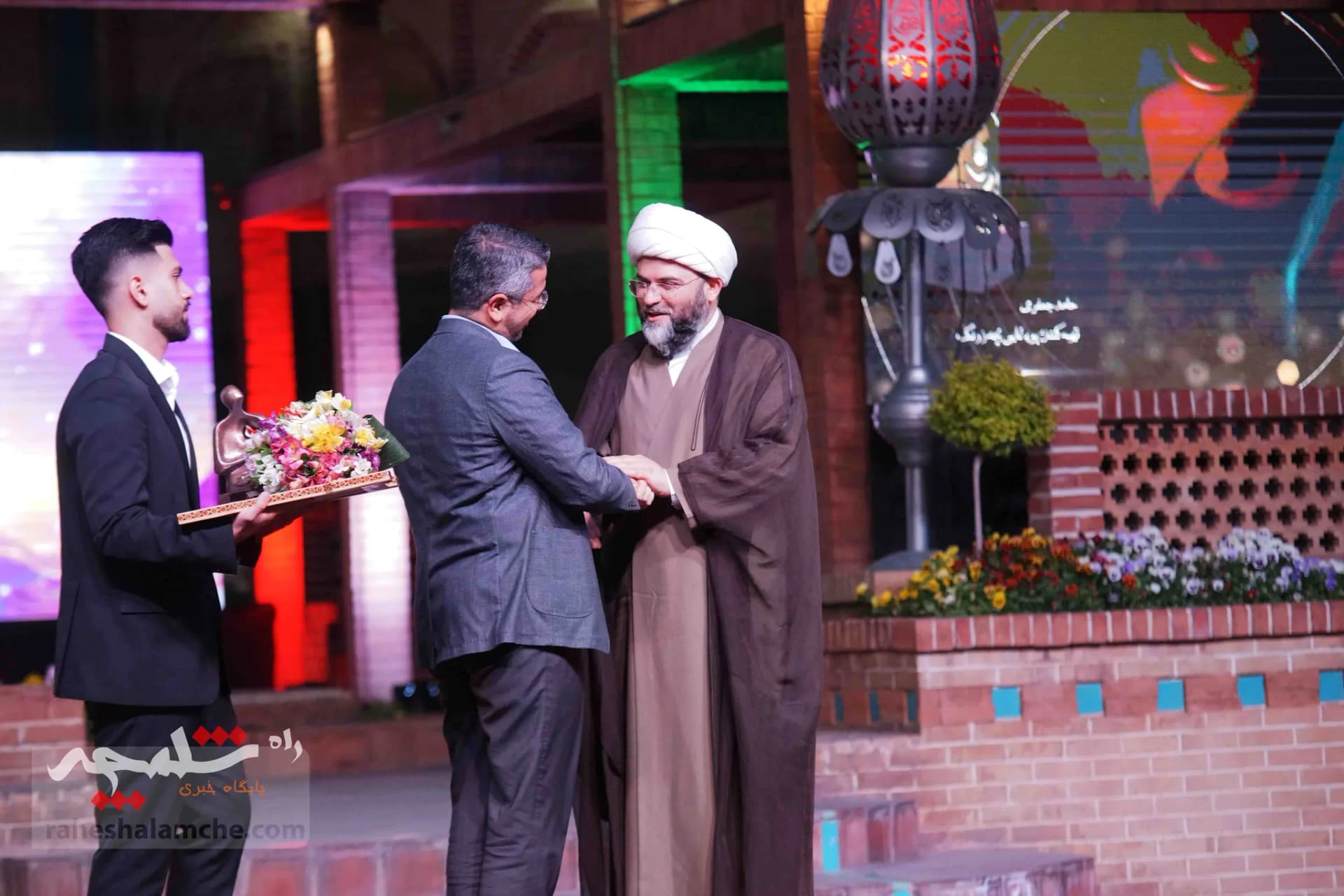 چهره هنر انقلاب سال ۱۴۰۲ انتخاب شد +تصاویر — تصویر 11