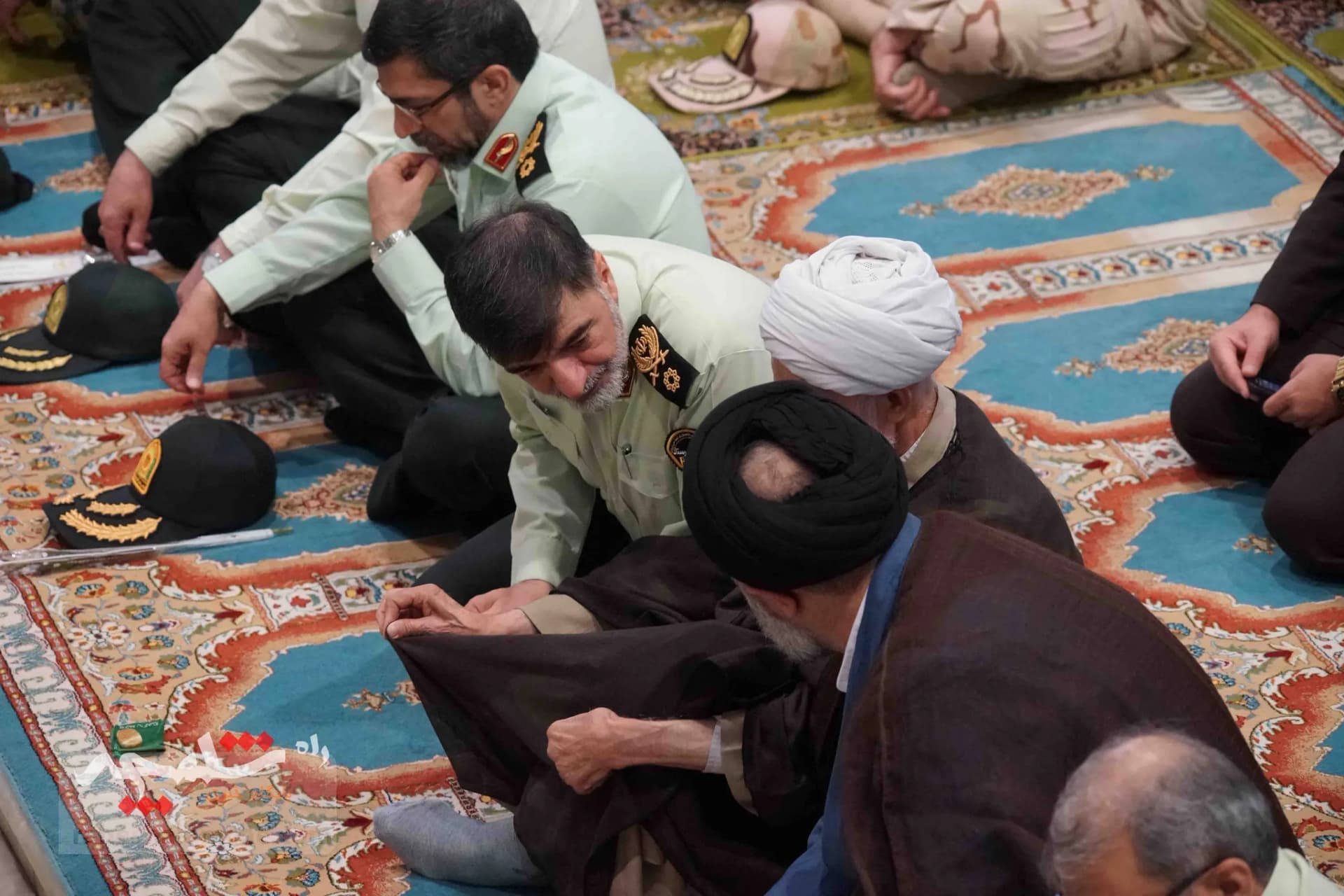 گزارش تصویری نمازجمعه تهران در هفته نیروی انتظامی — تصویر 39