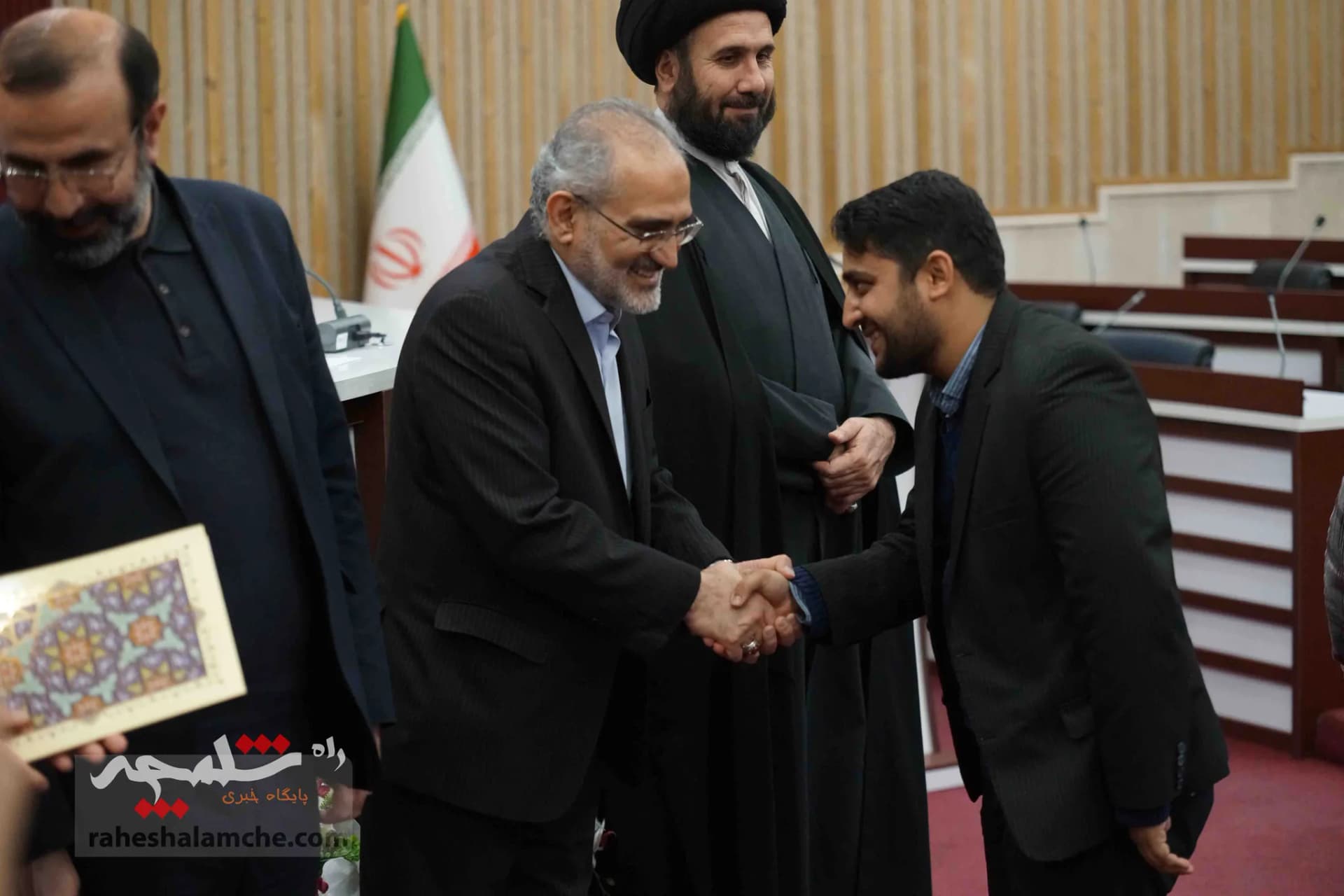برگزاری همایش«مقاومت و جهان آینده» با حضور معاون رئیسجمهور در قزوین +تصاویر — تصویر 63