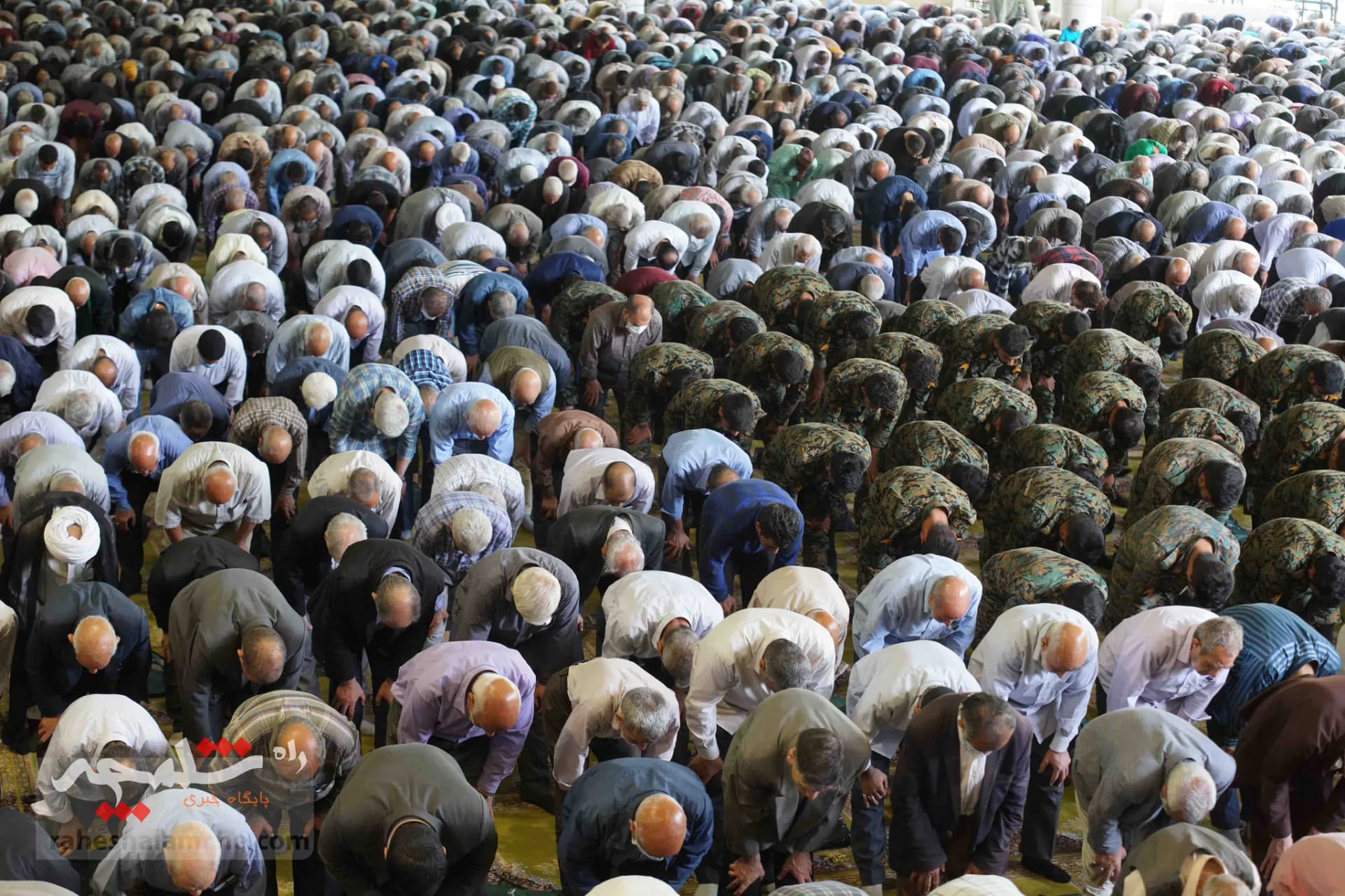 نمازجمعه امروز تهران(22 اردیبهشت) در دانشگاه تهران برگزار شد +تصاویر — تصویر 40