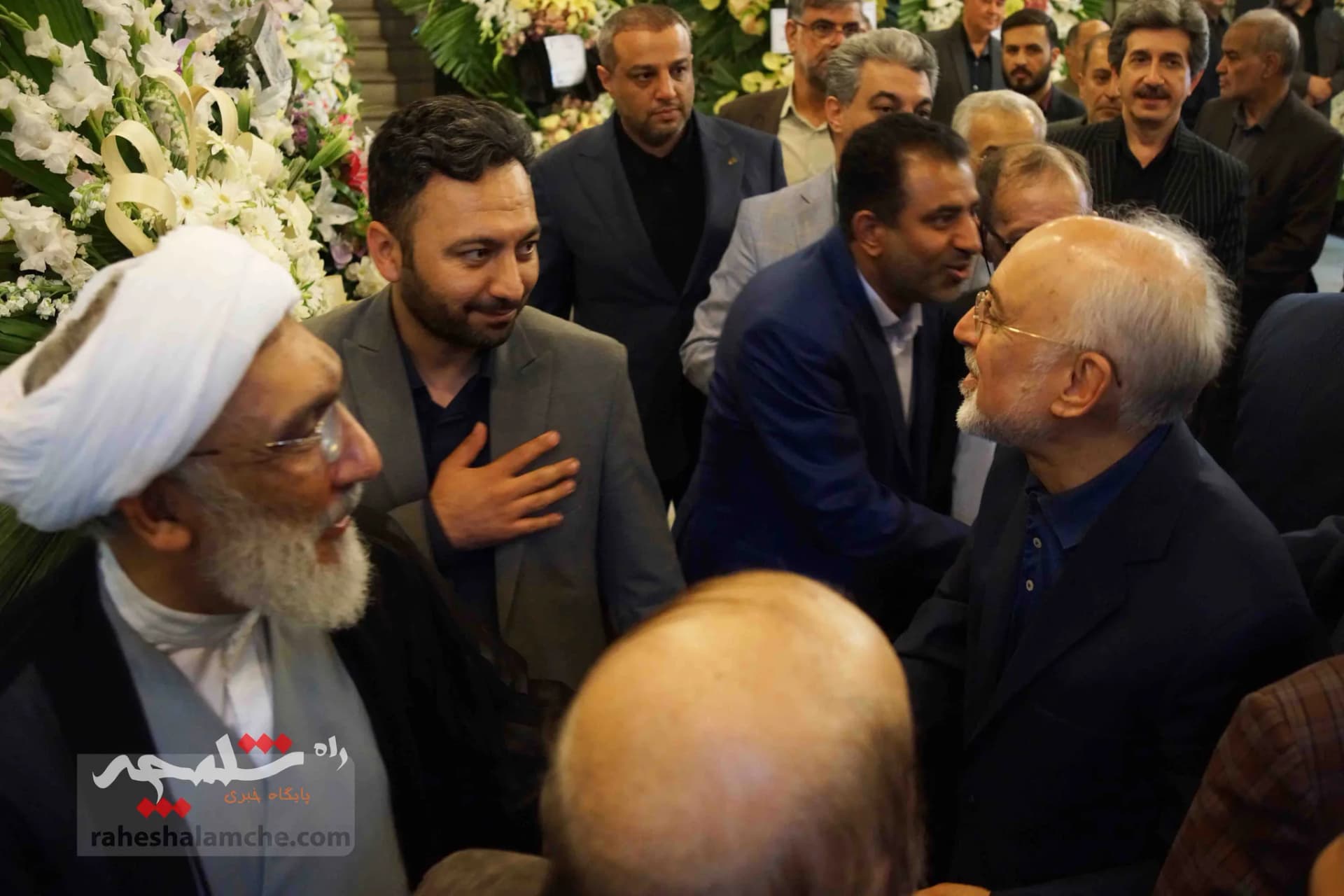 مراسم ختم مادر همسر منوچهر متکی چه خبر بود؟ +تصاویر کامل — تصویر 51