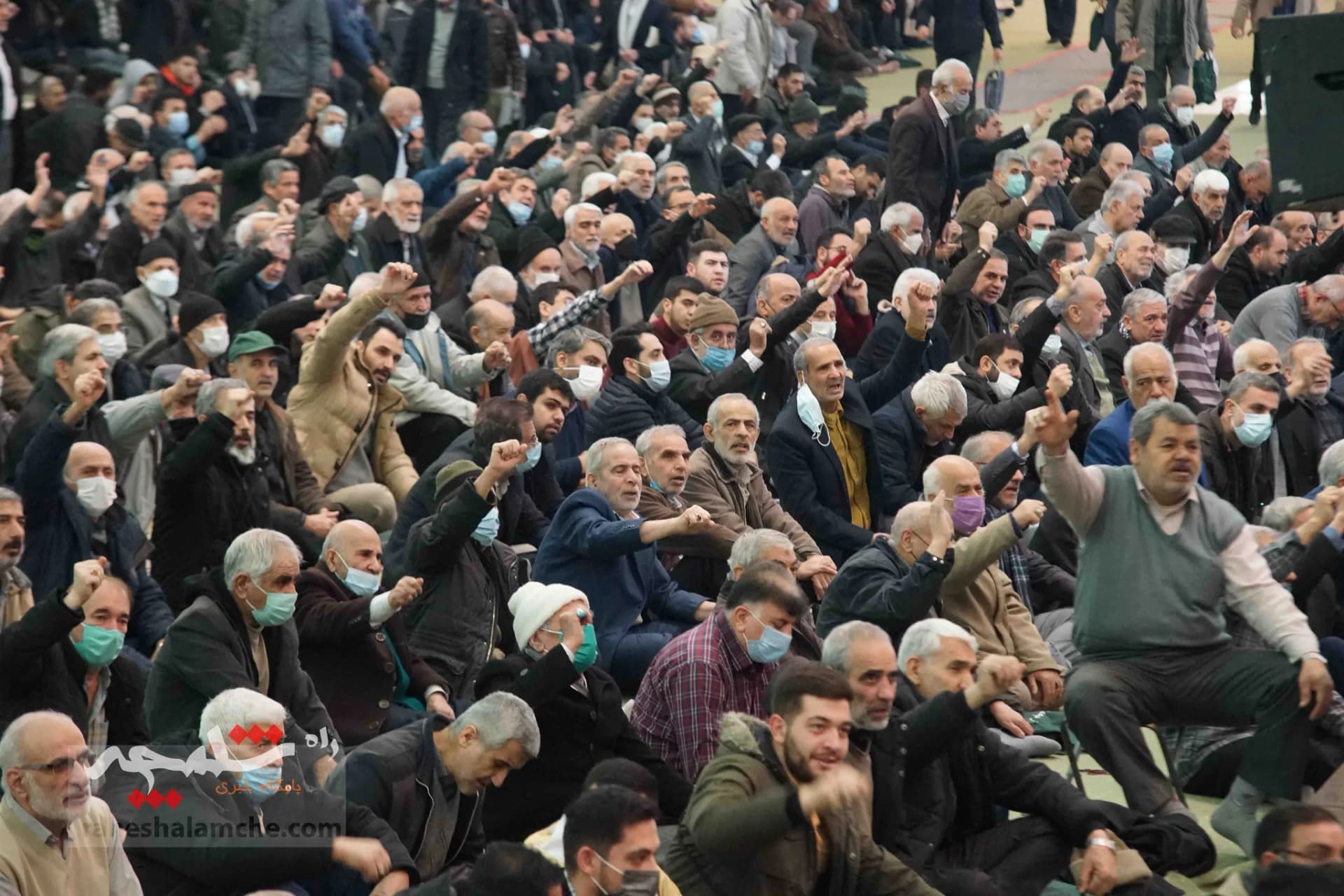 حضور پررنگ جوانان و نوجوانان در نماز جمعه تهران +تصاویر — تصویر 7