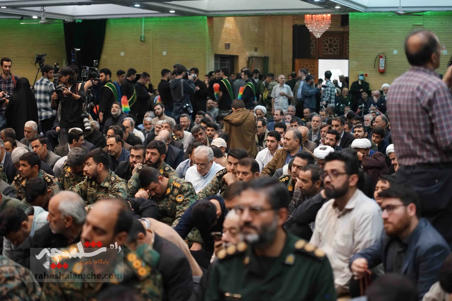 مراسم یادبود شهدای کنسولگری ایران در دمشق +تصاویر — تصویر 57