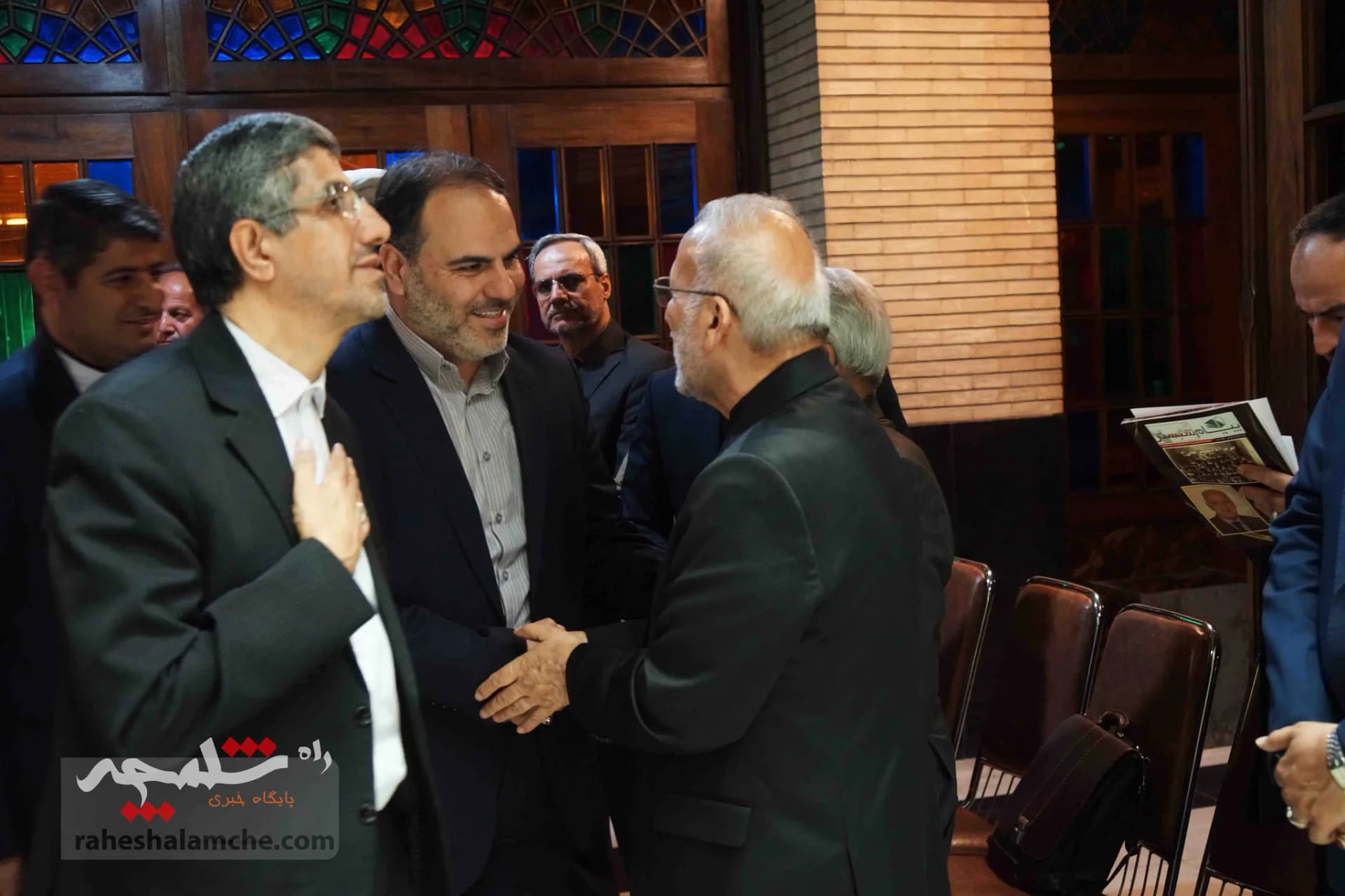 مراسم ختم مادر همسر منوچهر متکی چه خبر بود؟ +تصاویر کامل — تصویر 28