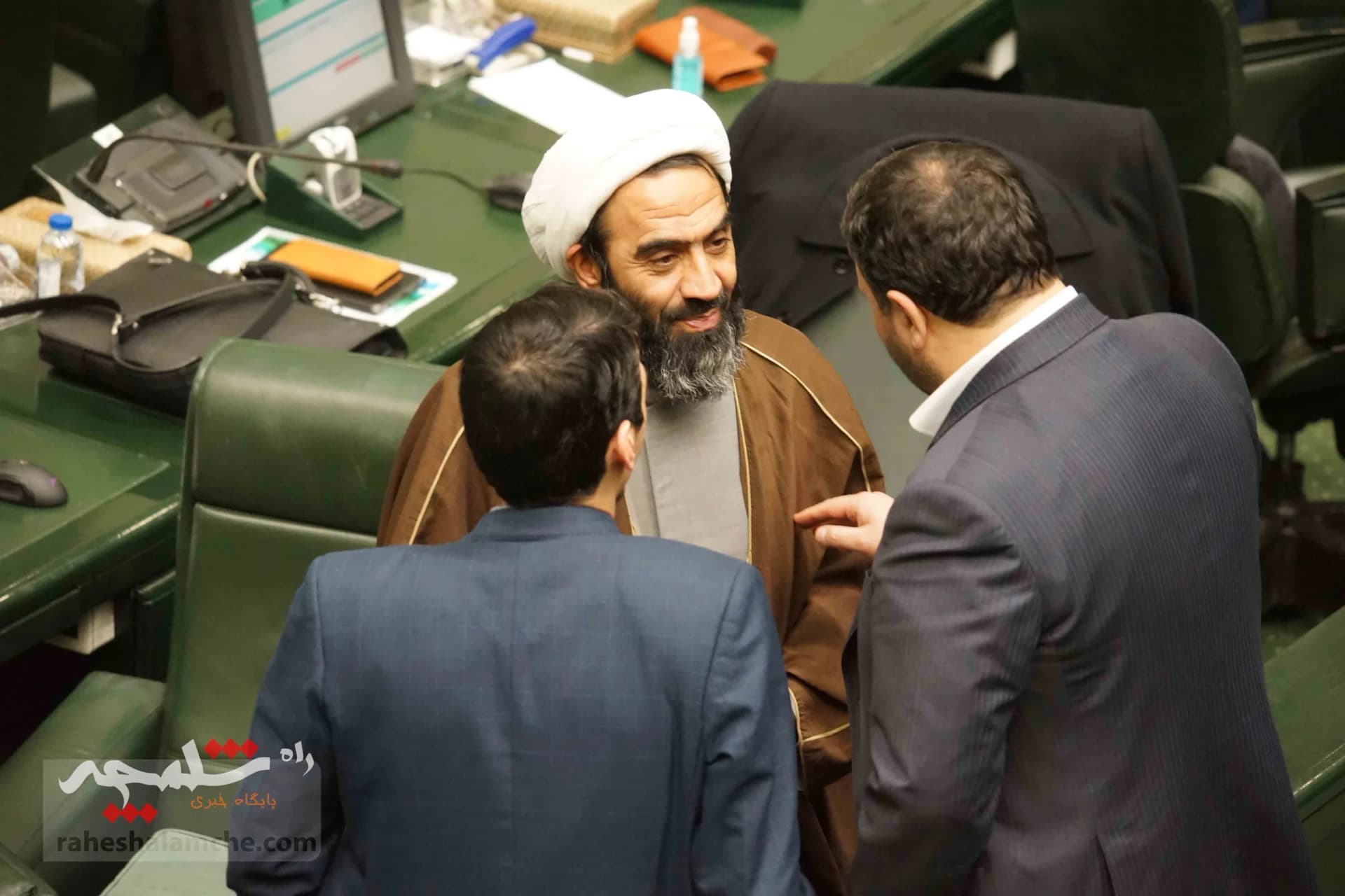 حاشیههای تصویری صحن علنی مجلس — تصویر 34