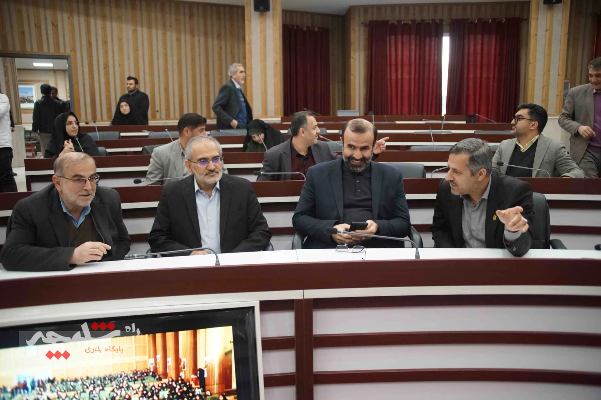 برگزاری همایش«مقاومت و جهان آینده» با حضور معاون رئیسجمهور در قزوین +تصاویر — تصویر 17