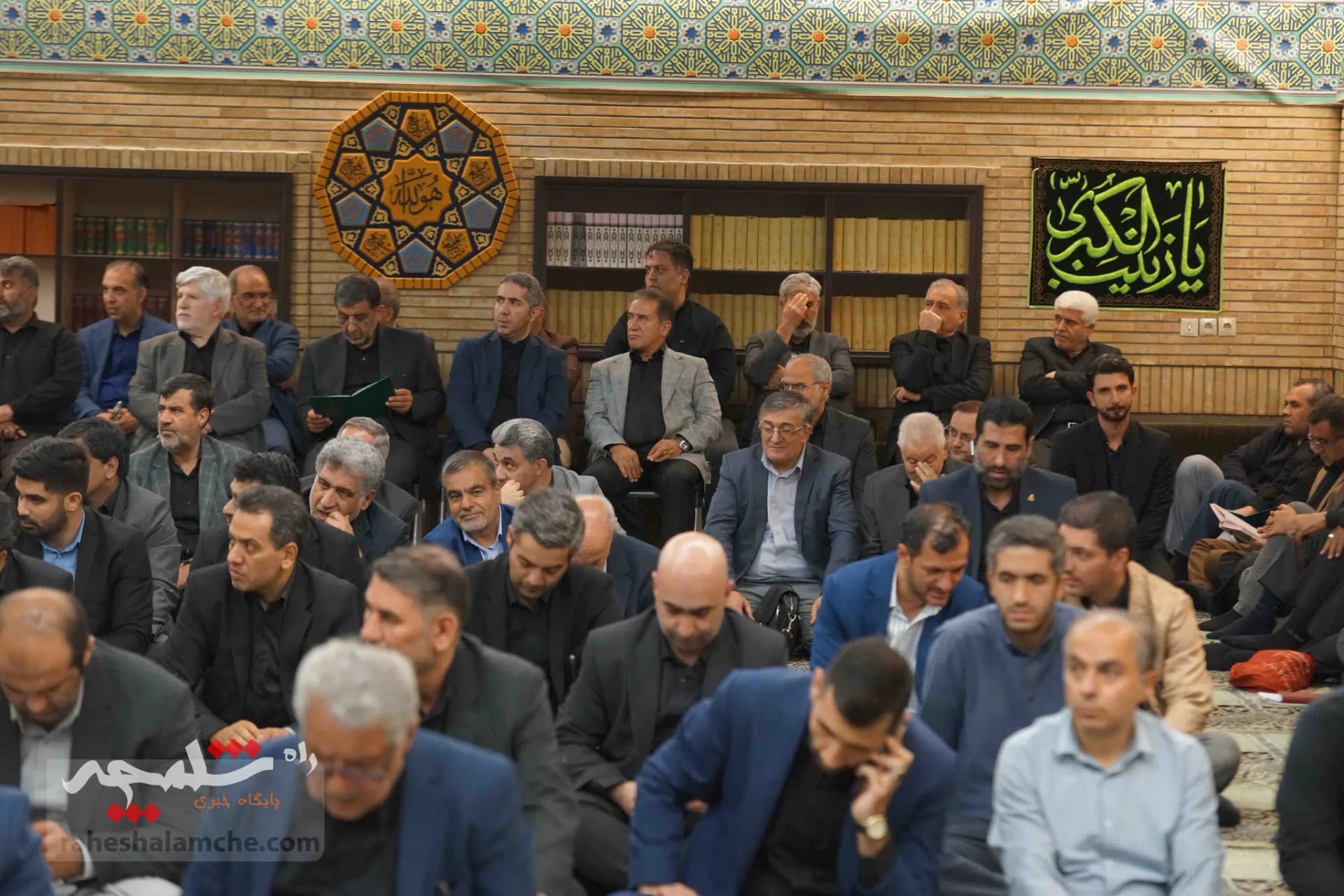 احمدینژادیها برای ختم همسر مرتضی تمدن سنگ تمام گذاشتند +تصاویر — تصویر 23