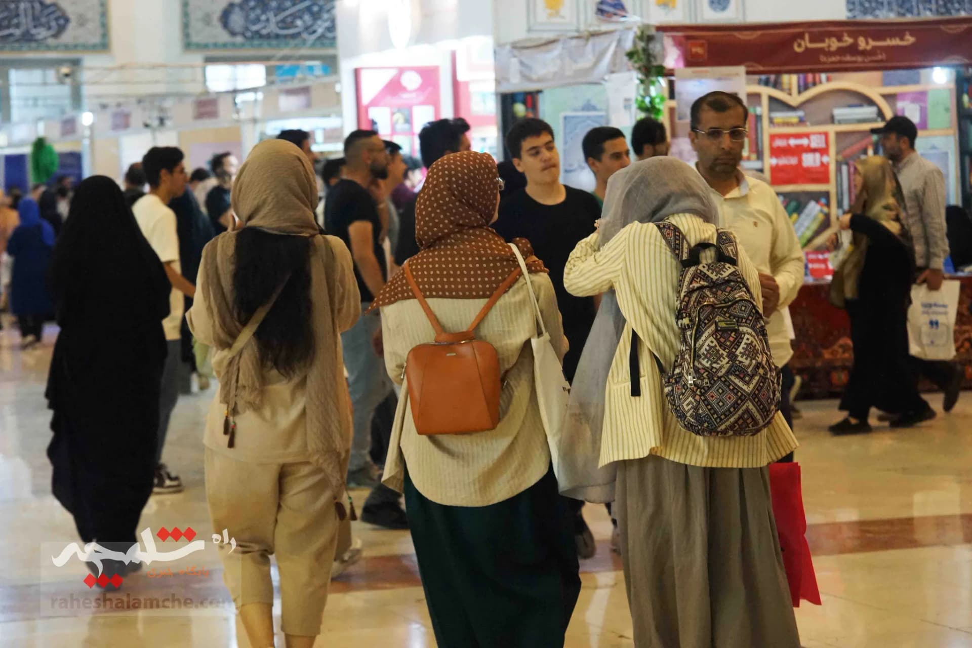 گزارش تصویری متفاوت از نمایشگاه کتاب تهران — تصویر 46