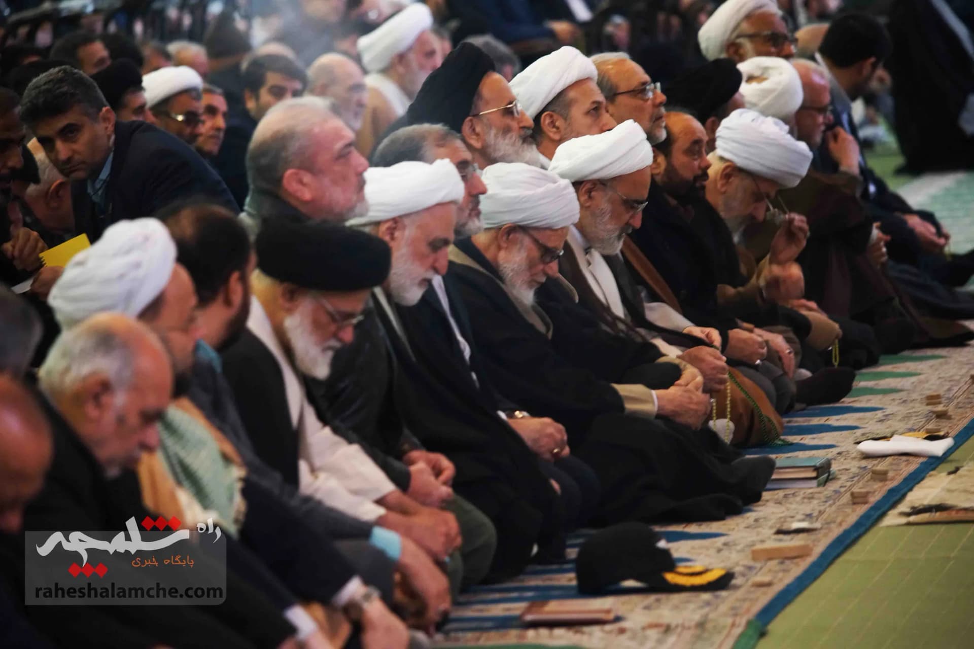 نمازجمعه این هفته تهران برگزار شد +تصاویر — تصویر 13