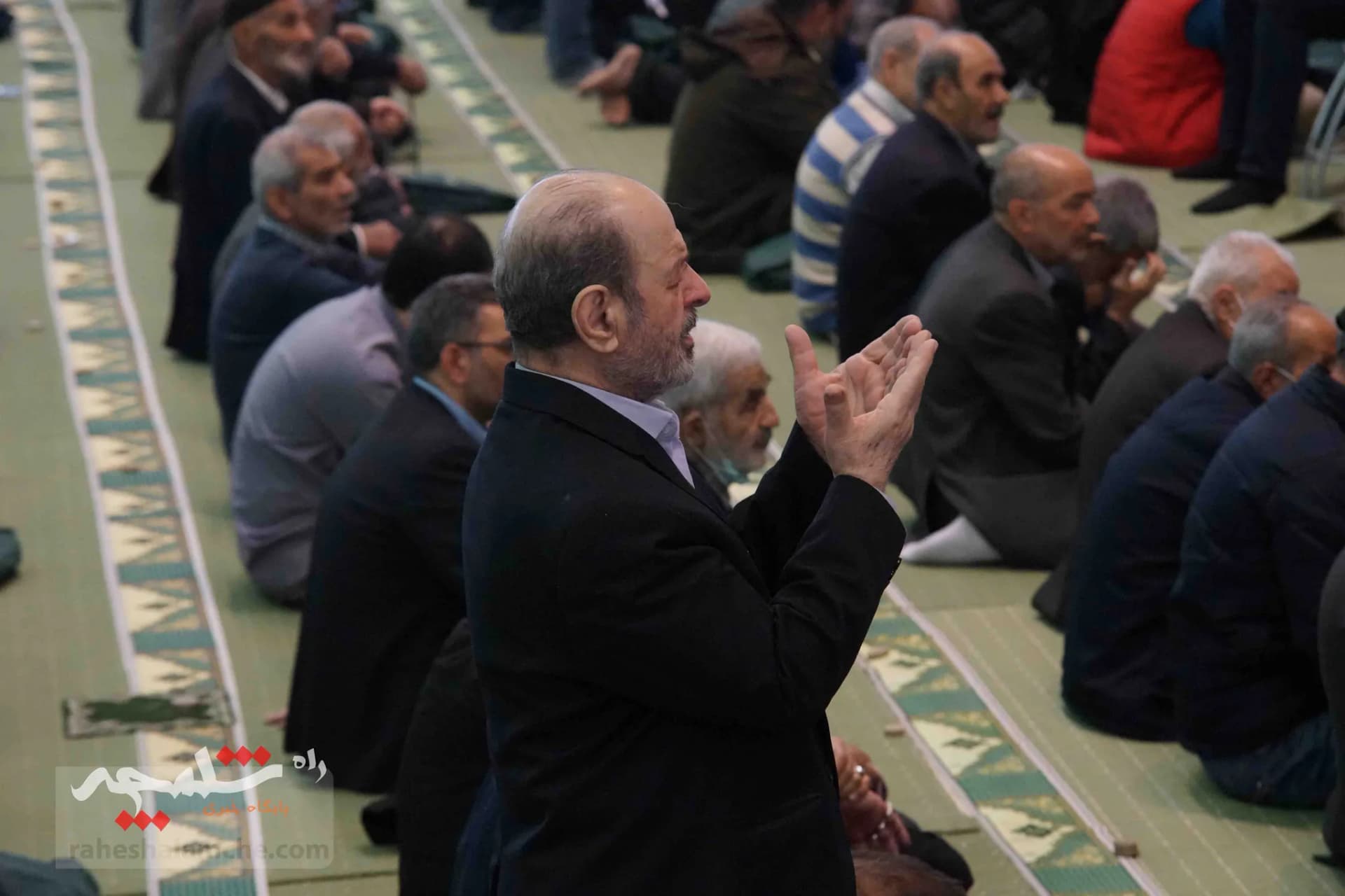 آخرین نماز جمعه سال 1401 در تهران +تصاویر — تصویر 2