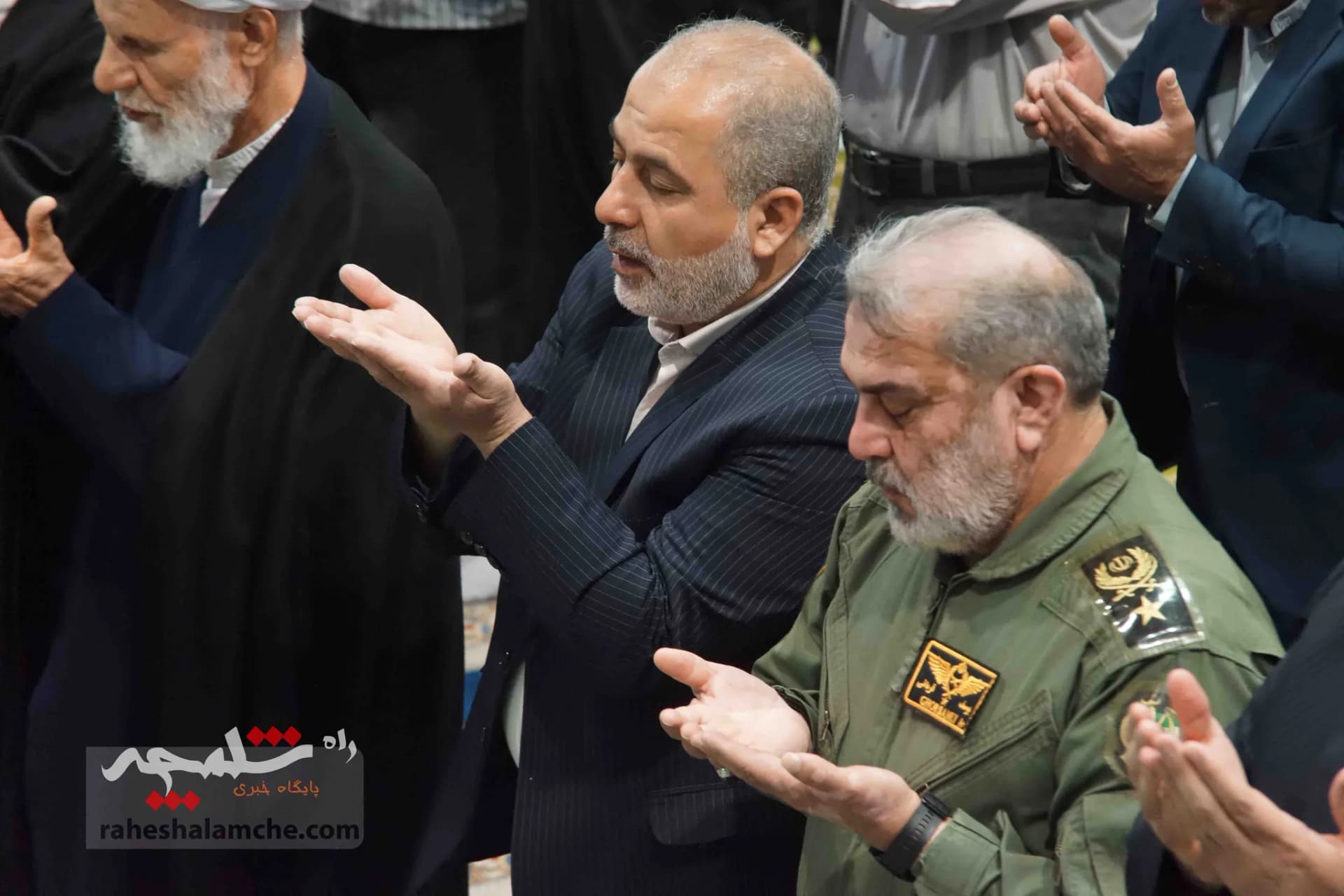 تصاویر امروز نماز جمعه تهران به امامت آیتالله خاتمی — تصویر 40
