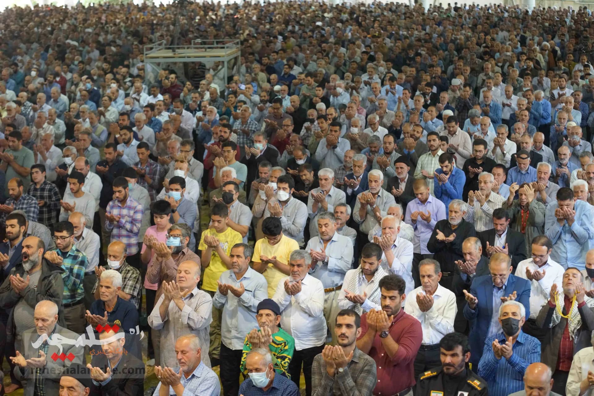 نمازجمعه امروز تهران(22 اردیبهشت) در دانشگاه تهران برگزار شد +تصاویر — تصویر 44