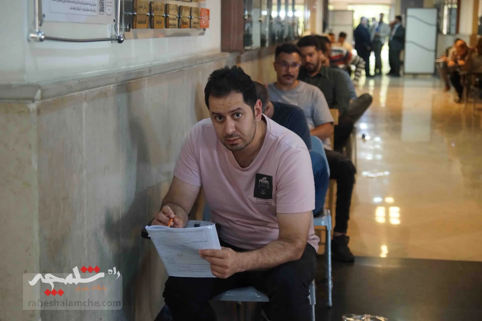 آزمون استخدامی فرزندان شهدا و جانبازان +تصاویر — تصویر 23