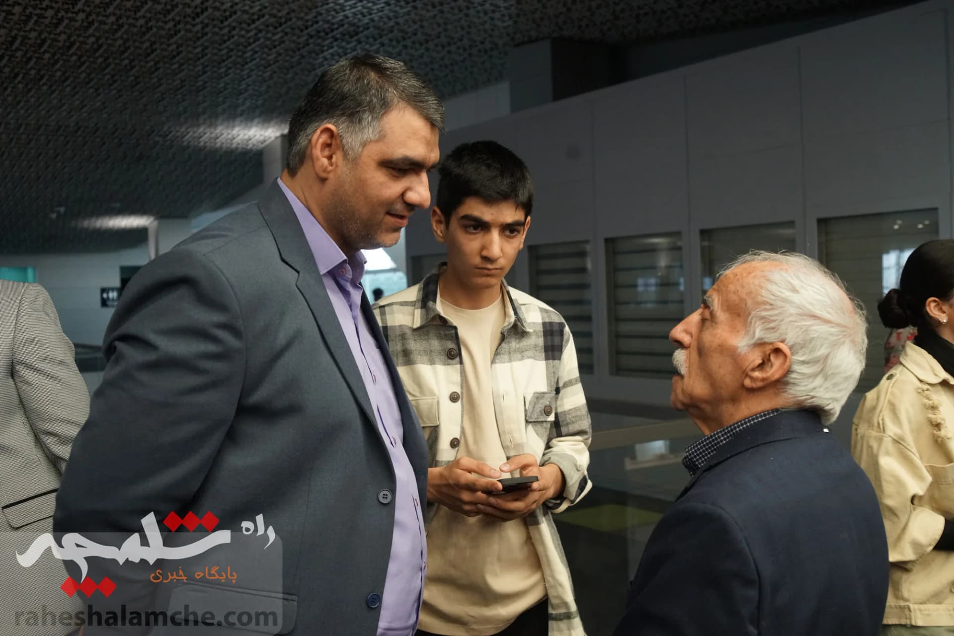 حاشیههای تصویری اکران خصوصی فیلم «تصویرم در آینه نیست» — تصویر 31