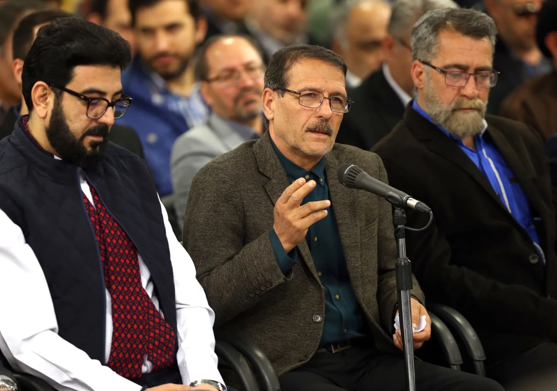 دیدار شاعران با رهبر انقلاب +تصاویر2 — تصویر 3