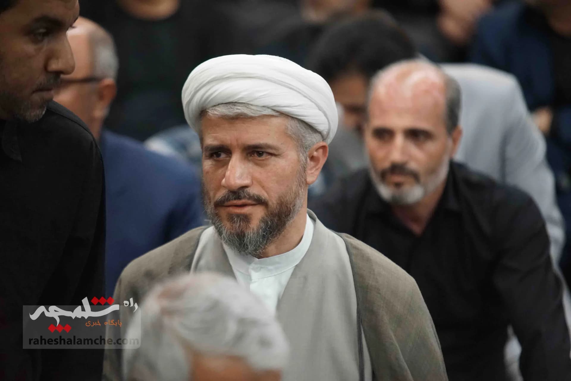 احمدینژادیها برای ختم همسر مرتضی تمدن سنگ تمام گذاشتند +تصاویر — تصویر 33