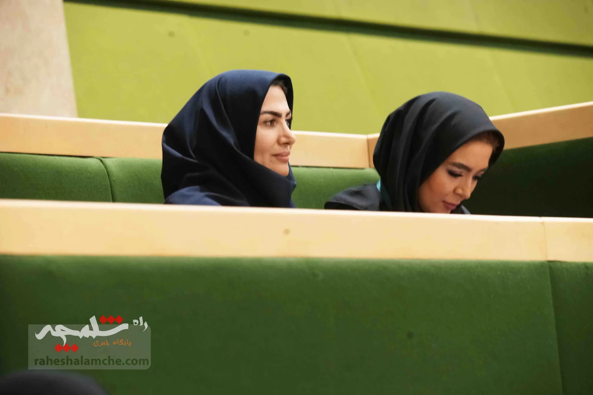 مجلس به وقت بررسی توسعه هفتم از دریچه دوربین شلمچه — تصویر 61