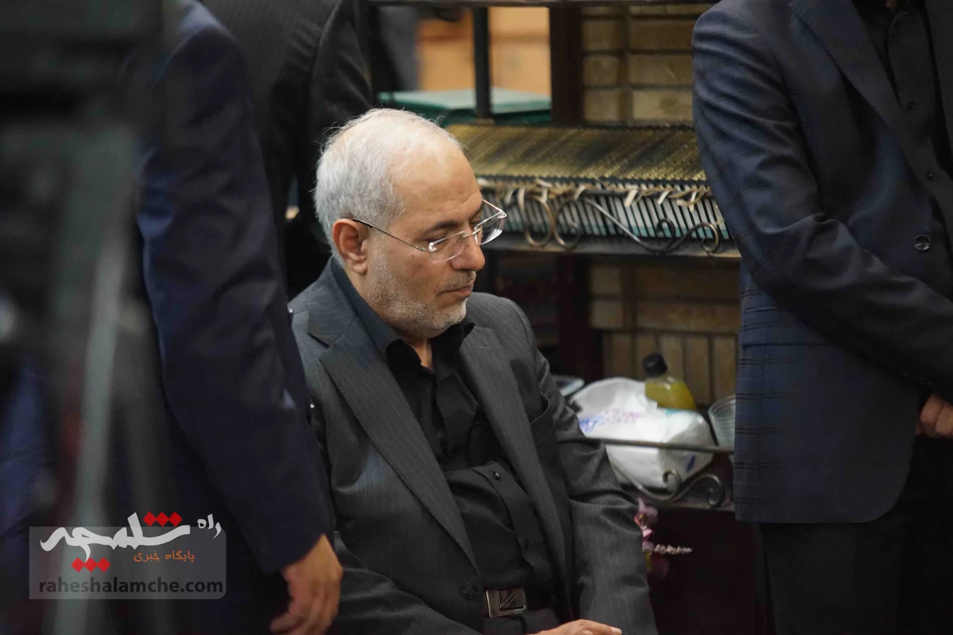 احمدینژادیها برای ختم همسر مرتضی تمدن سنگ تمام گذاشتند +تصاویر — تصویر 122