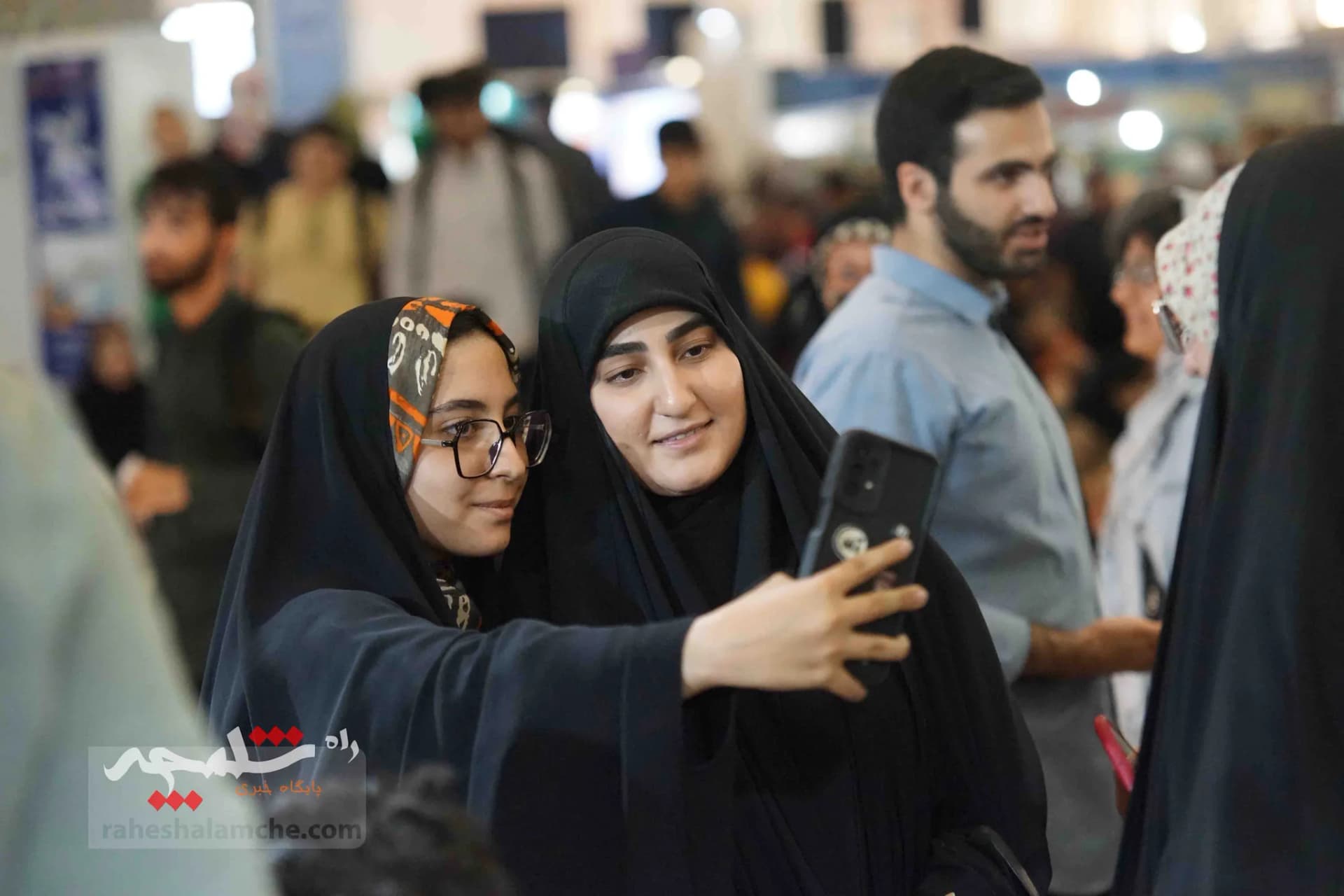 گزارش تصویری متفاوت از نمایشگاه کتاب تهران — تصویر 24