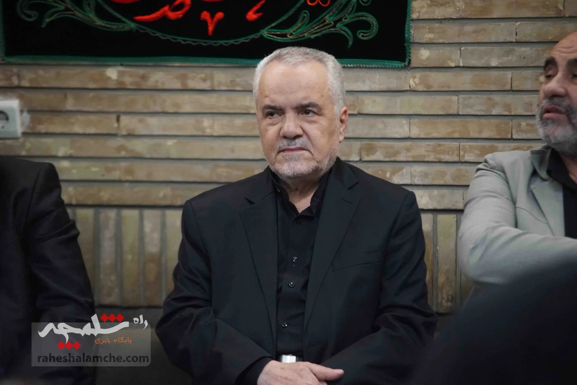 احمدینژادیها برای ختم همسر مرتضی تمدن سنگ تمام گذاشتند +تصاویر — تصویر 46