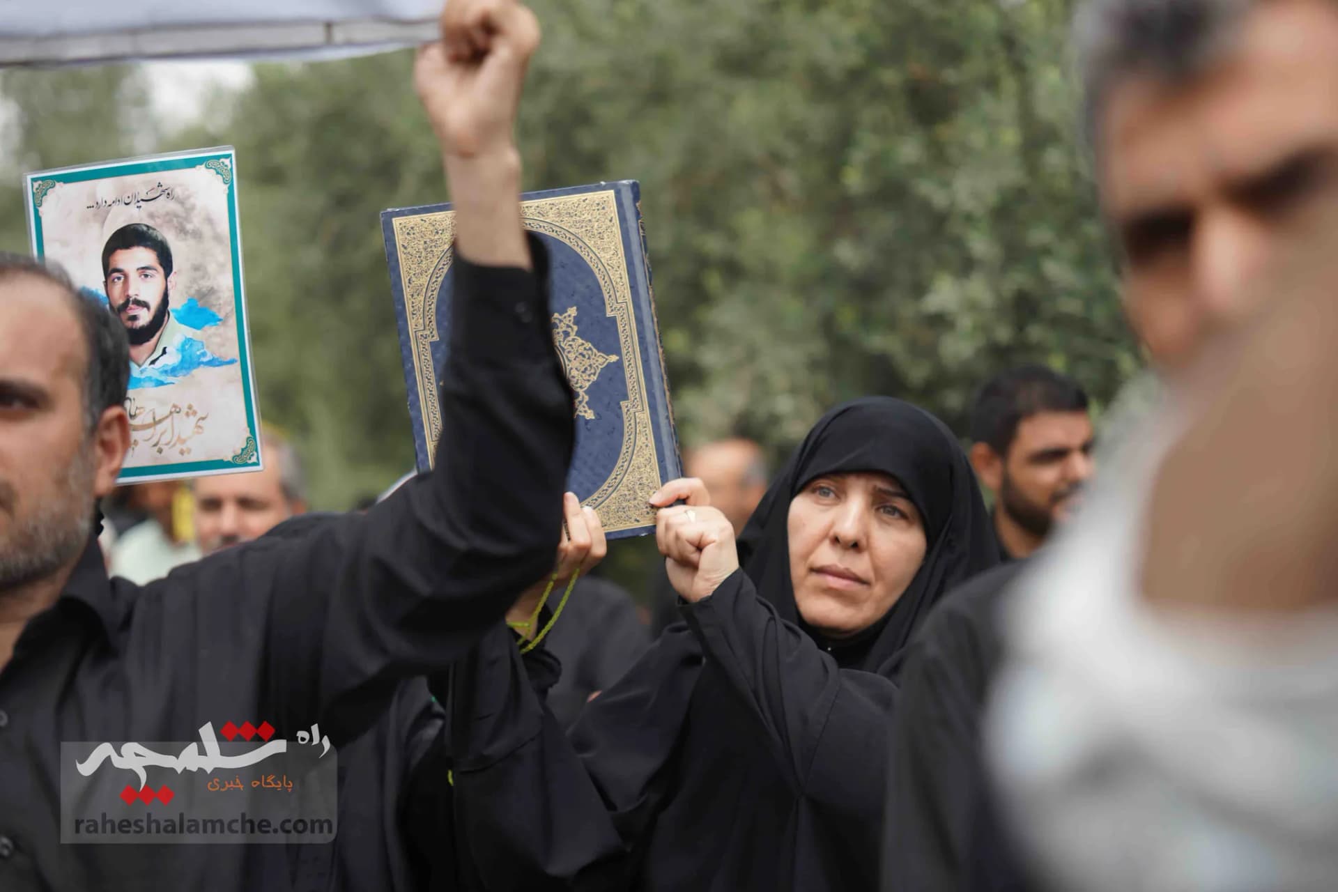 نمازگزاران تهرانی، اهانت مجدد به قرآن کریم در سوئد را محکوم کردند +تصاویر — تصویر 25