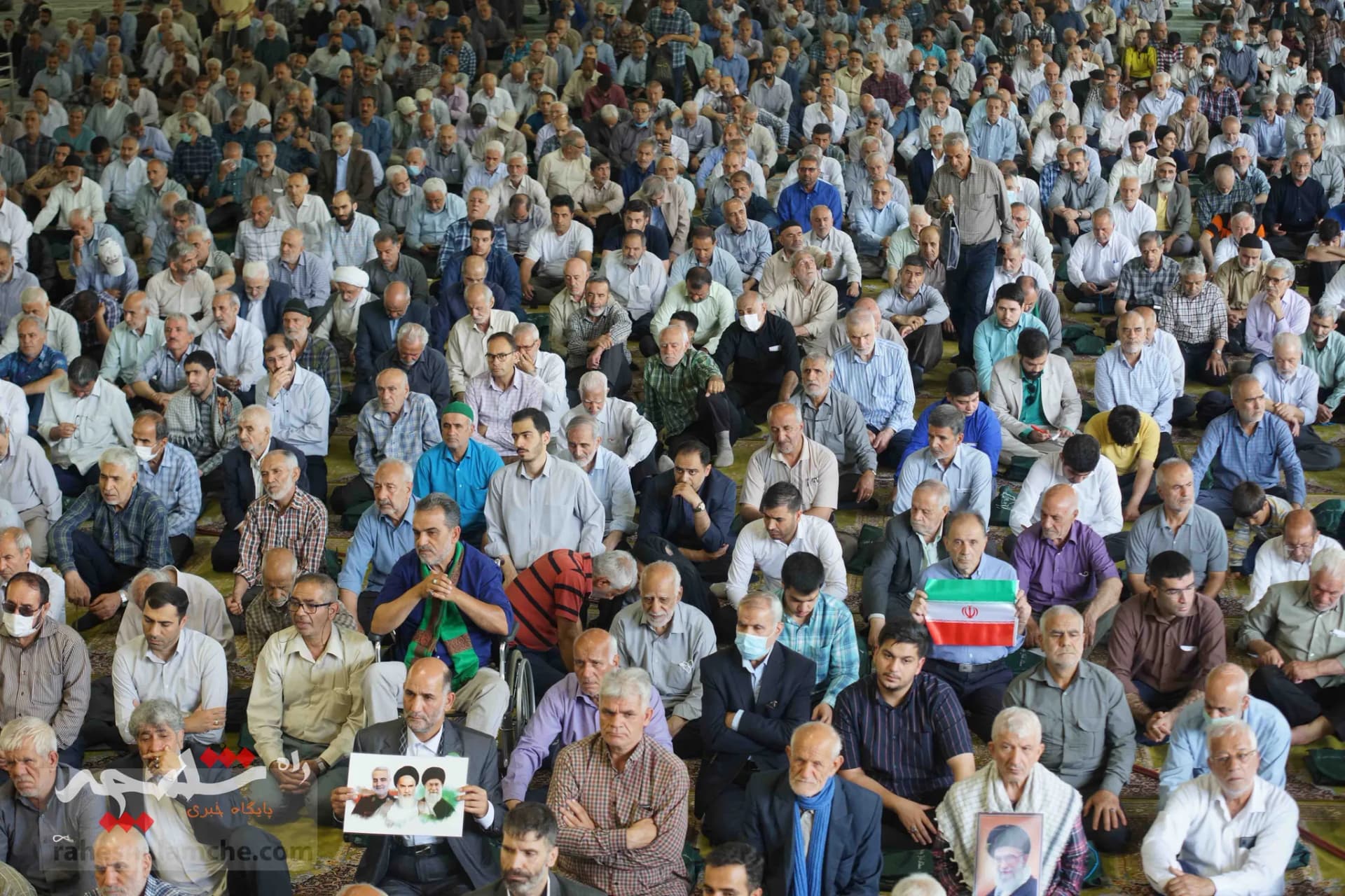تصاویر امروز نماز جمعه تهران به امامت آیتالله خاتمی — تصویر 11