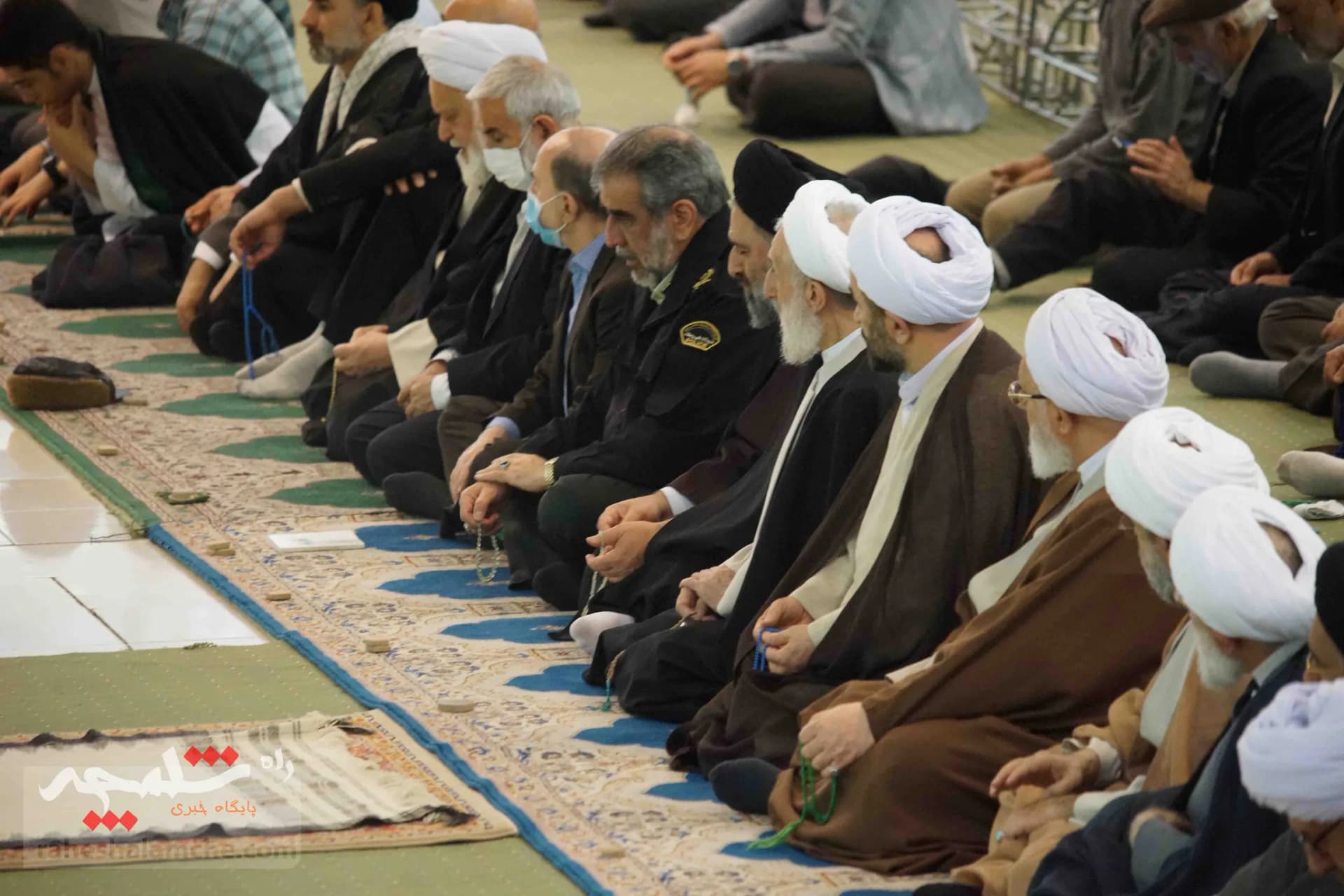 آخرین نماز جمعه سال 1401 در تهران +تصاویر — تصویر 33