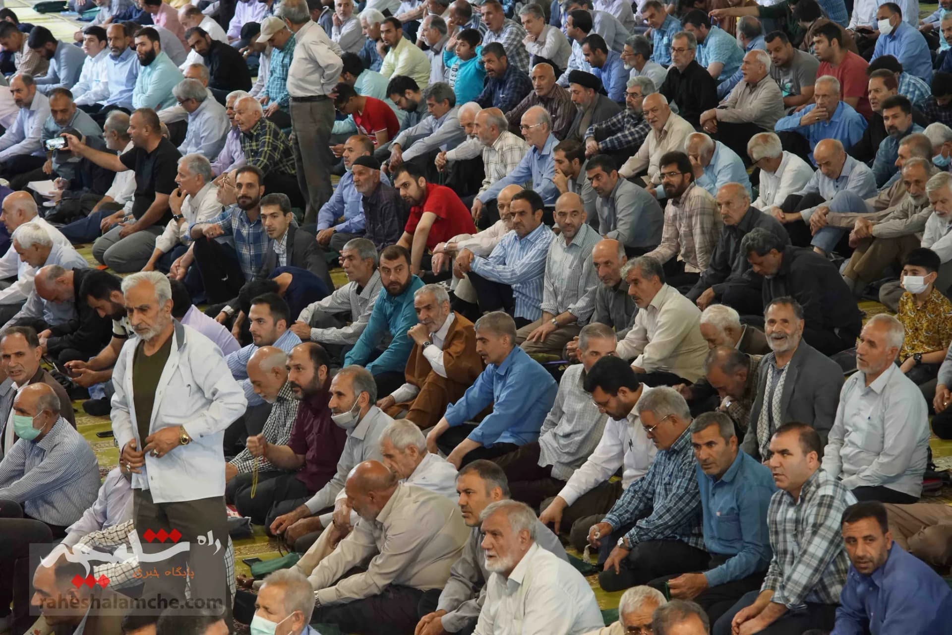 تصاویر امروز نماز جمعه تهران به امامت آیتالله خاتمی — تصویر 16