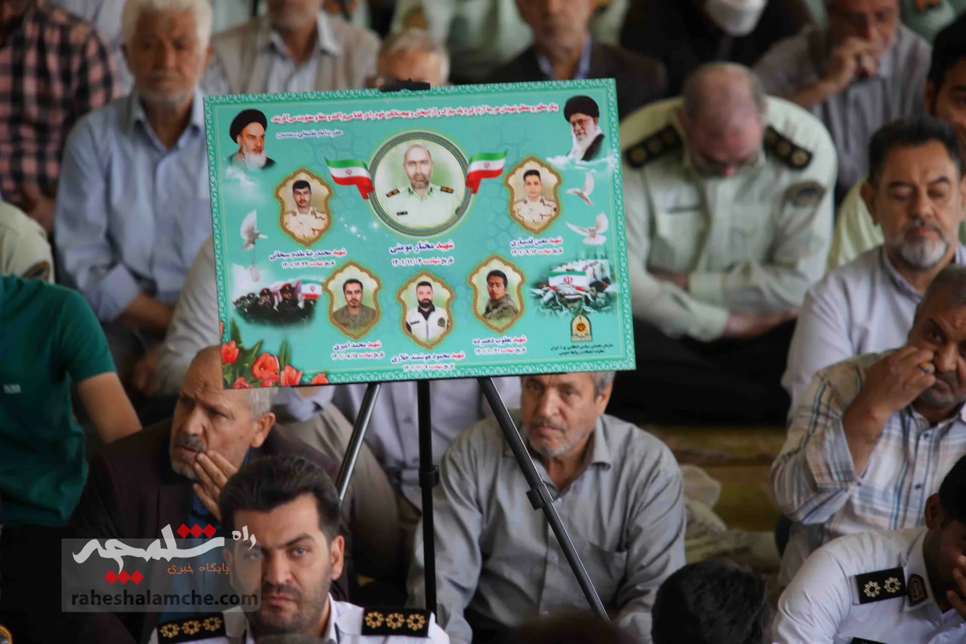 گزارش تصویری نمازجمعه تهران در هفته نیروی انتظامی — تصویر 55