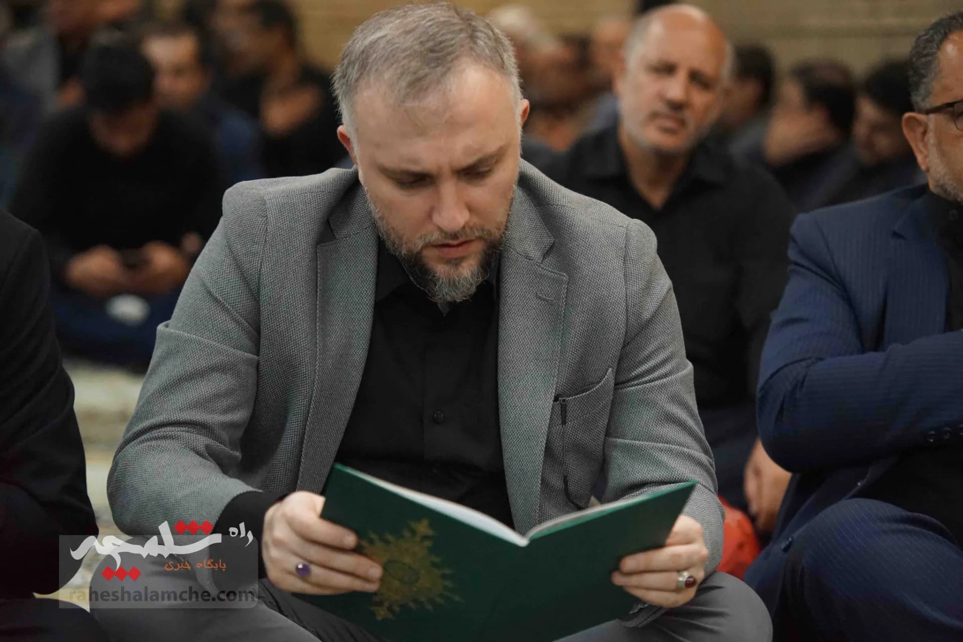 احمدینژادیها برای ختم همسر مرتضی تمدن سنگ تمام گذاشتند +تصاویر — تصویر 76