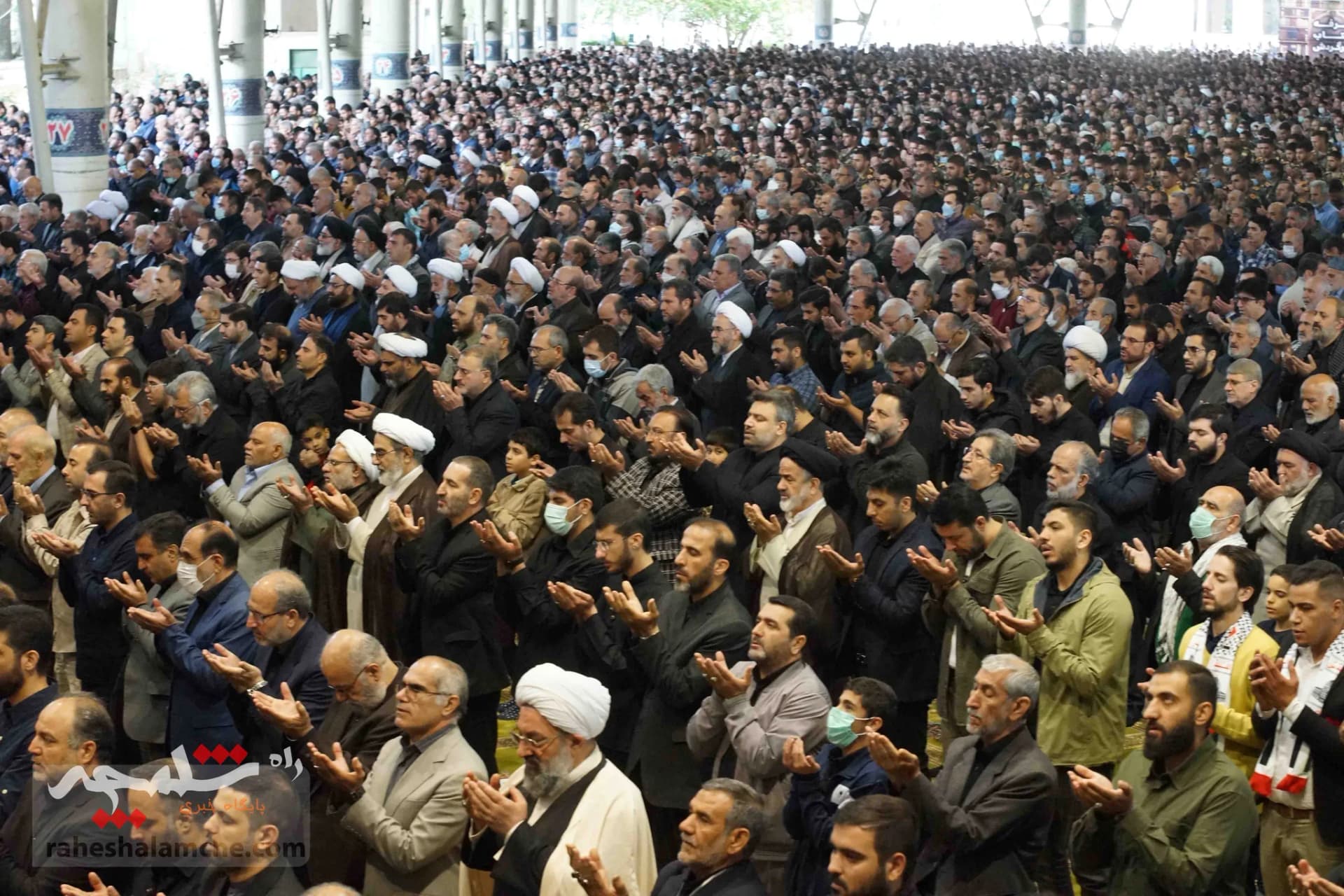 گزارش تصویری حاشیههای نمازجمعه امروز تهران در روز قدس — تصویر 64