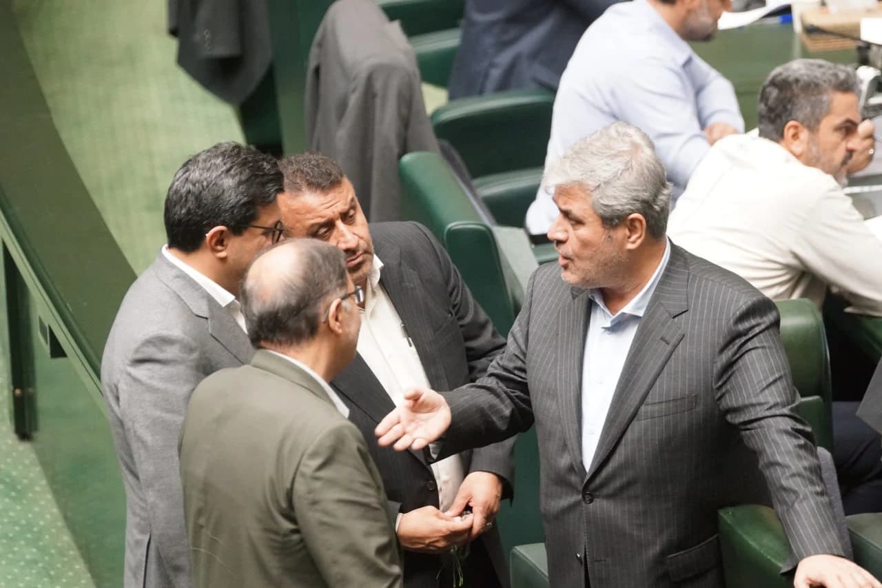 نشست علنی مجلس شورای اسلامی 15 مهر 404 — تصویر 4